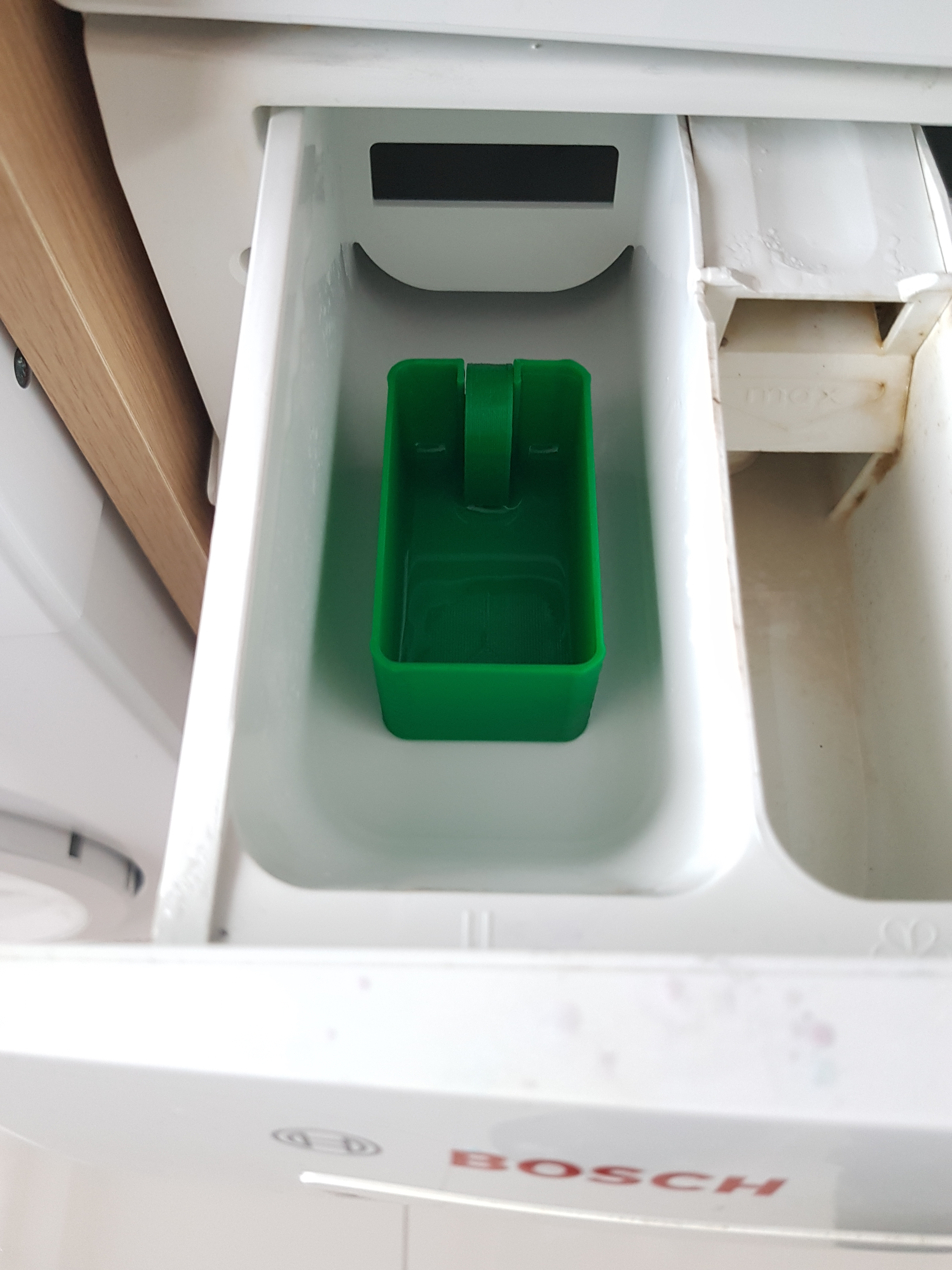 Liquid washing detergent syphon tray for dispenser drawer