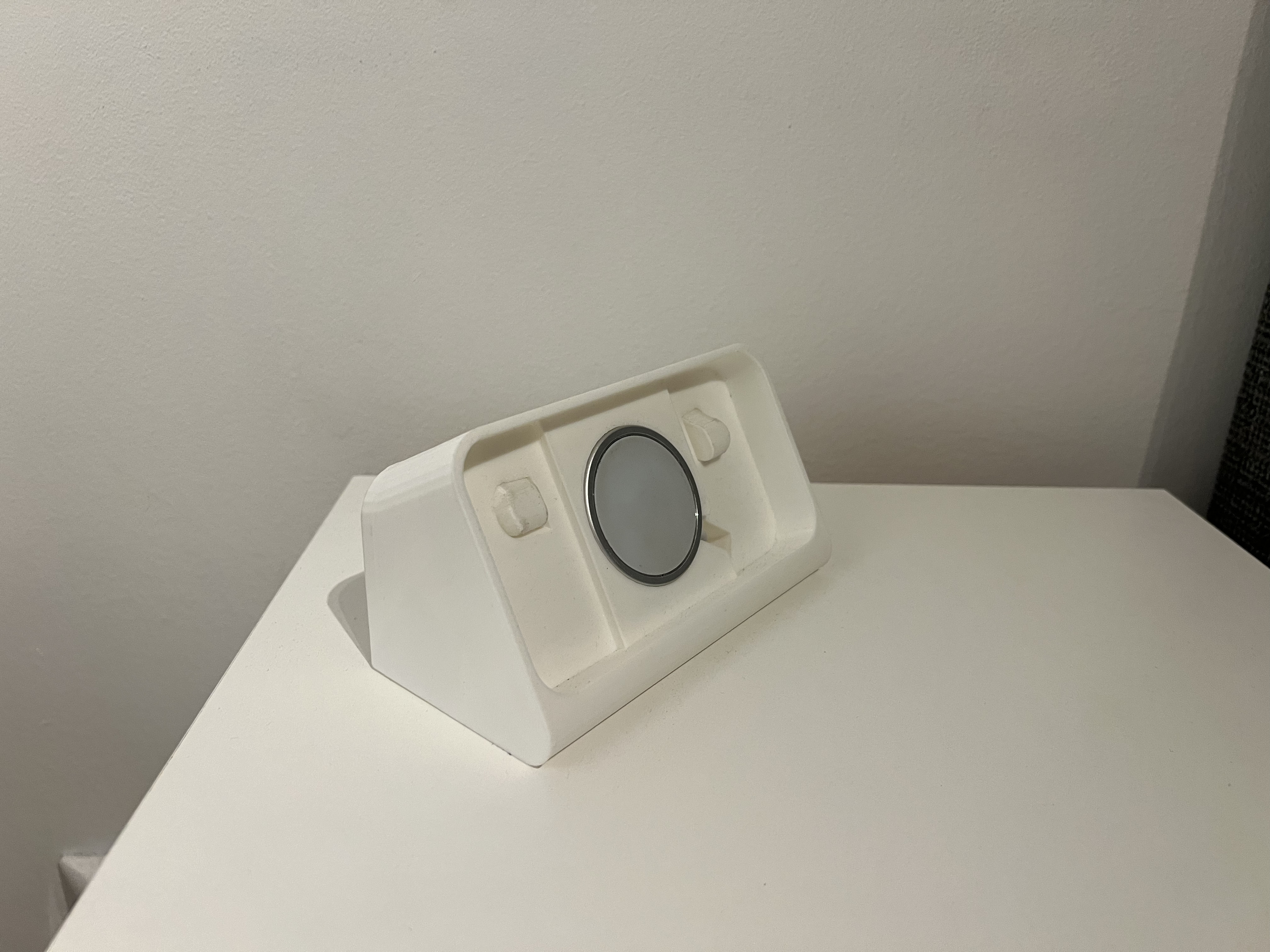 Iphone with Case Standby Mode Dock short version