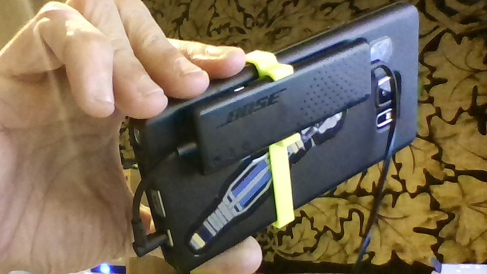 Galaxy Note 5 with case to Bose QC20 Clip