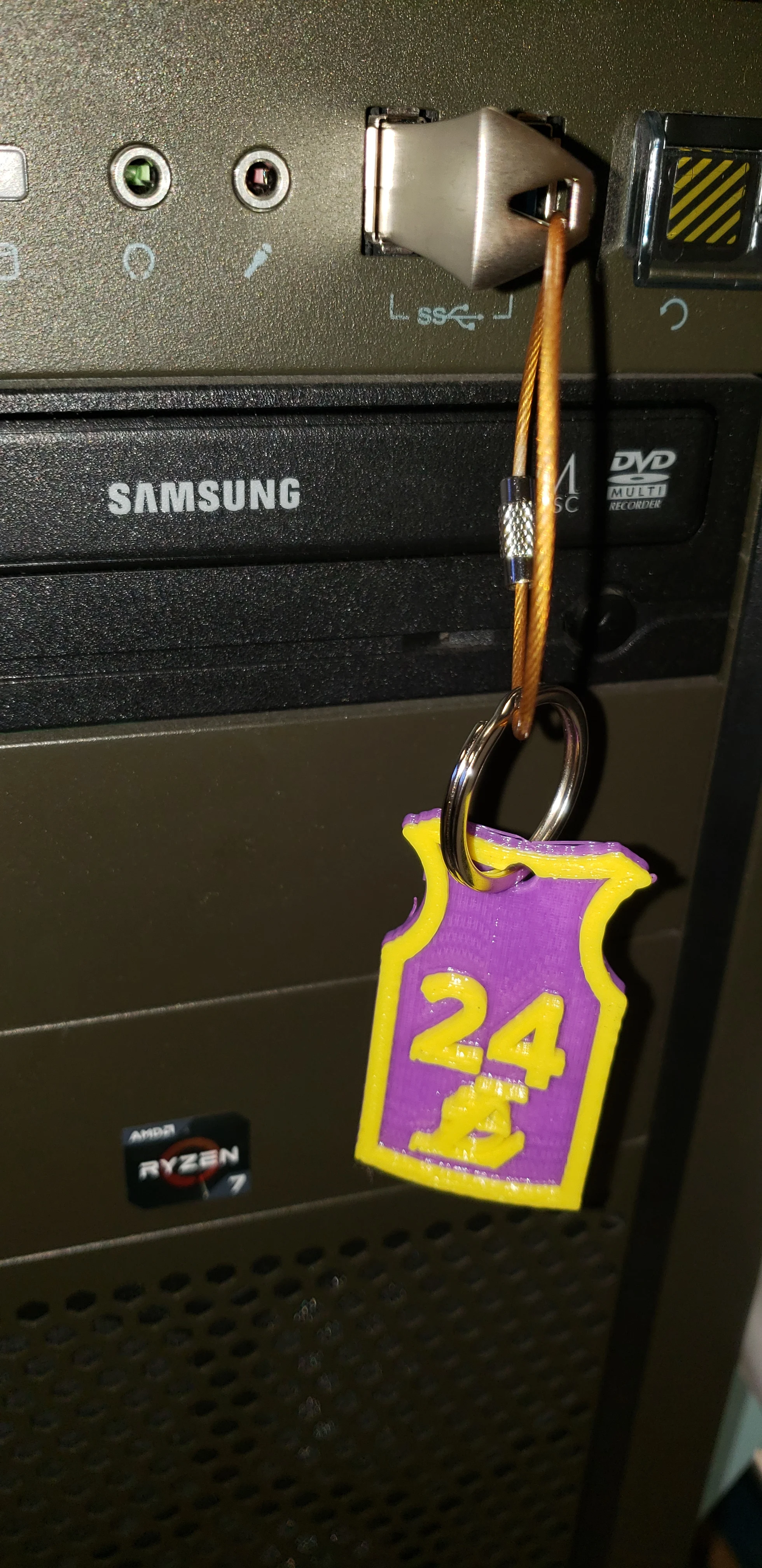 Kobe Bryant Jersey Key chain