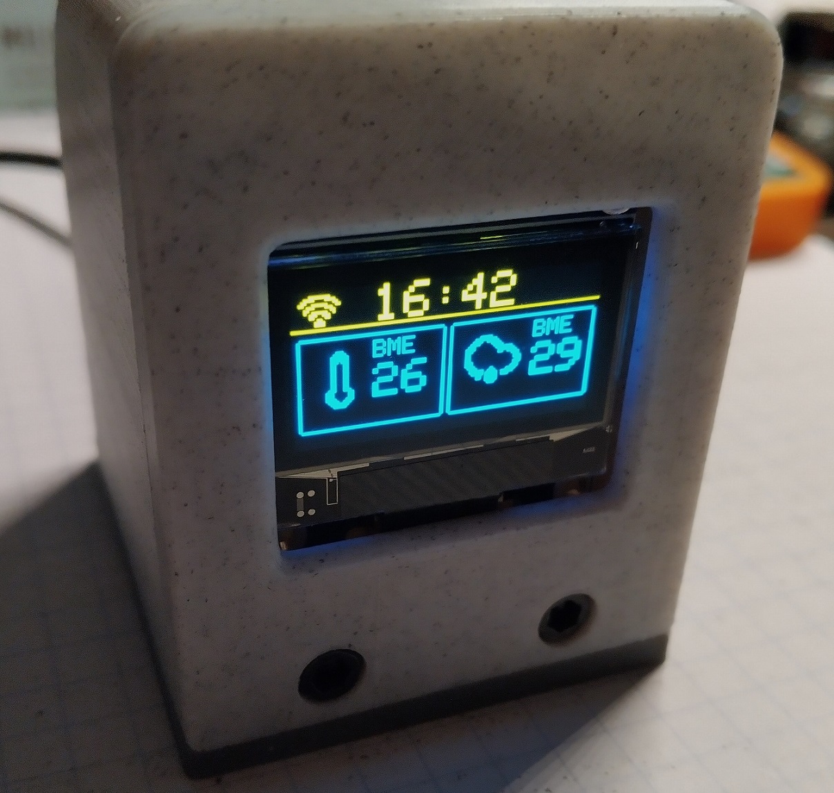 Octoprint monitor weather station esp8266 D1 mini ssd1306 bme280 case