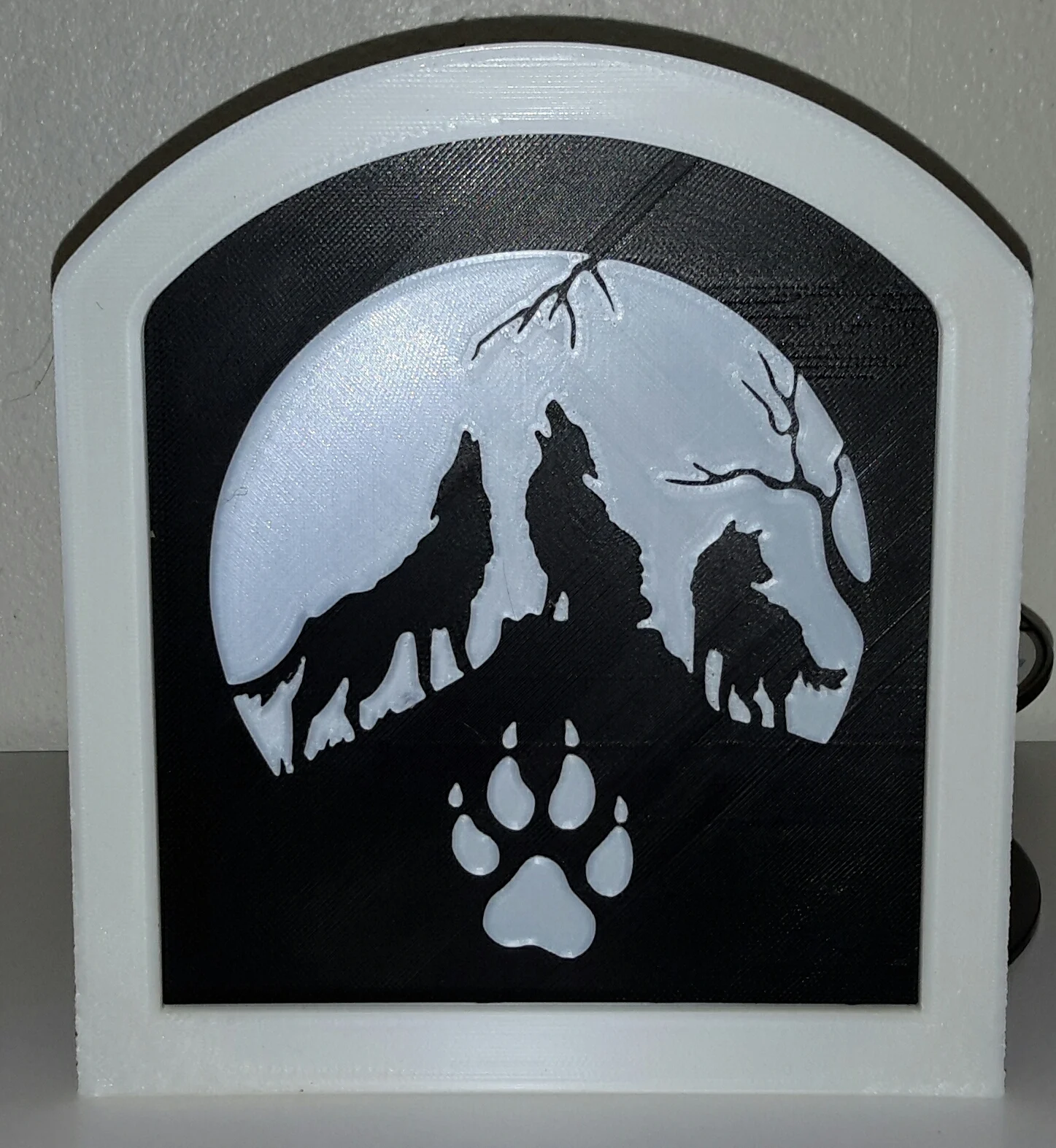 Loups hurlants - howling wolves