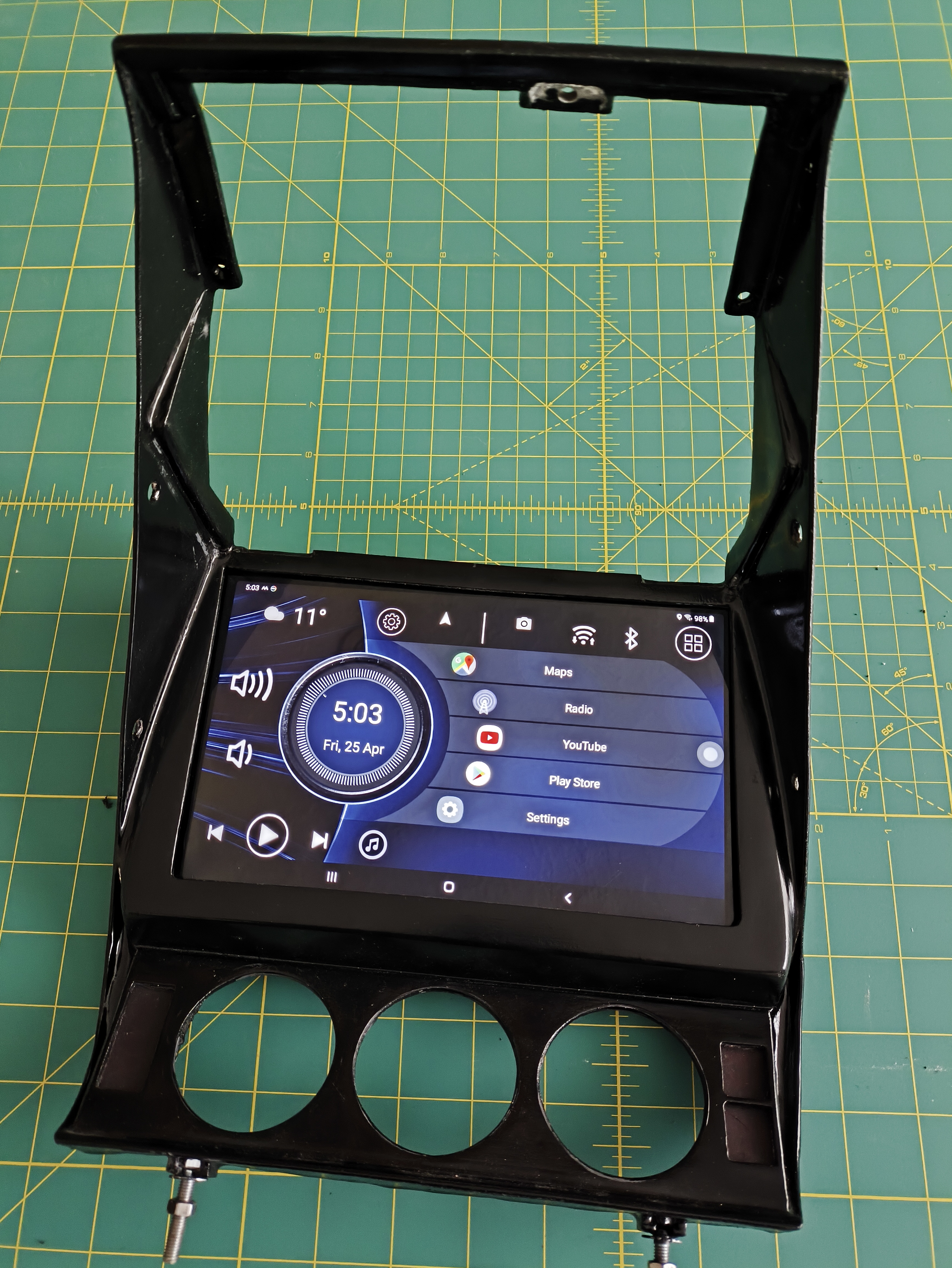 C3 Corvette Gauge/Radio Console