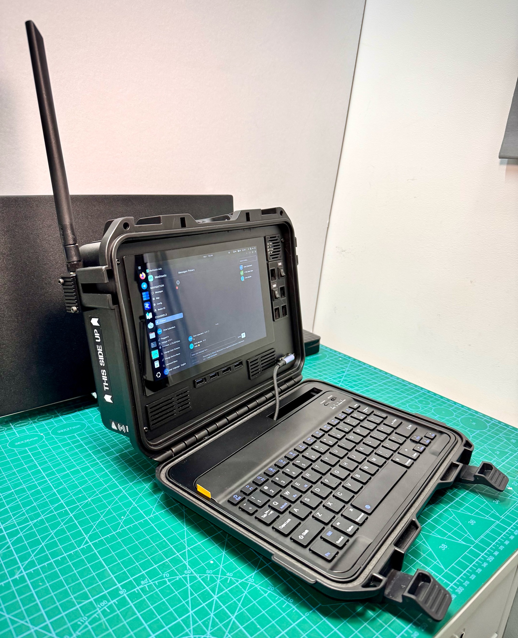 Cyberdeck SMA Antenna Case & Cyberdeck Xiao ESP32S3 - Wio-SX1262 Case
