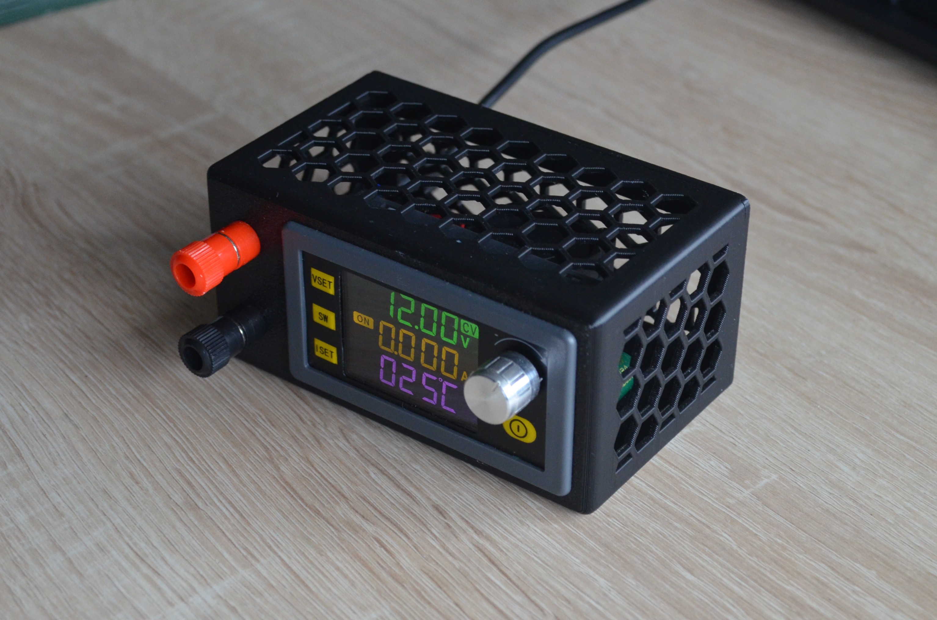 Variable power supply enclosure SK120 ( usb-C )