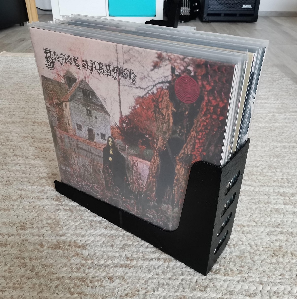 Vinyl record holder