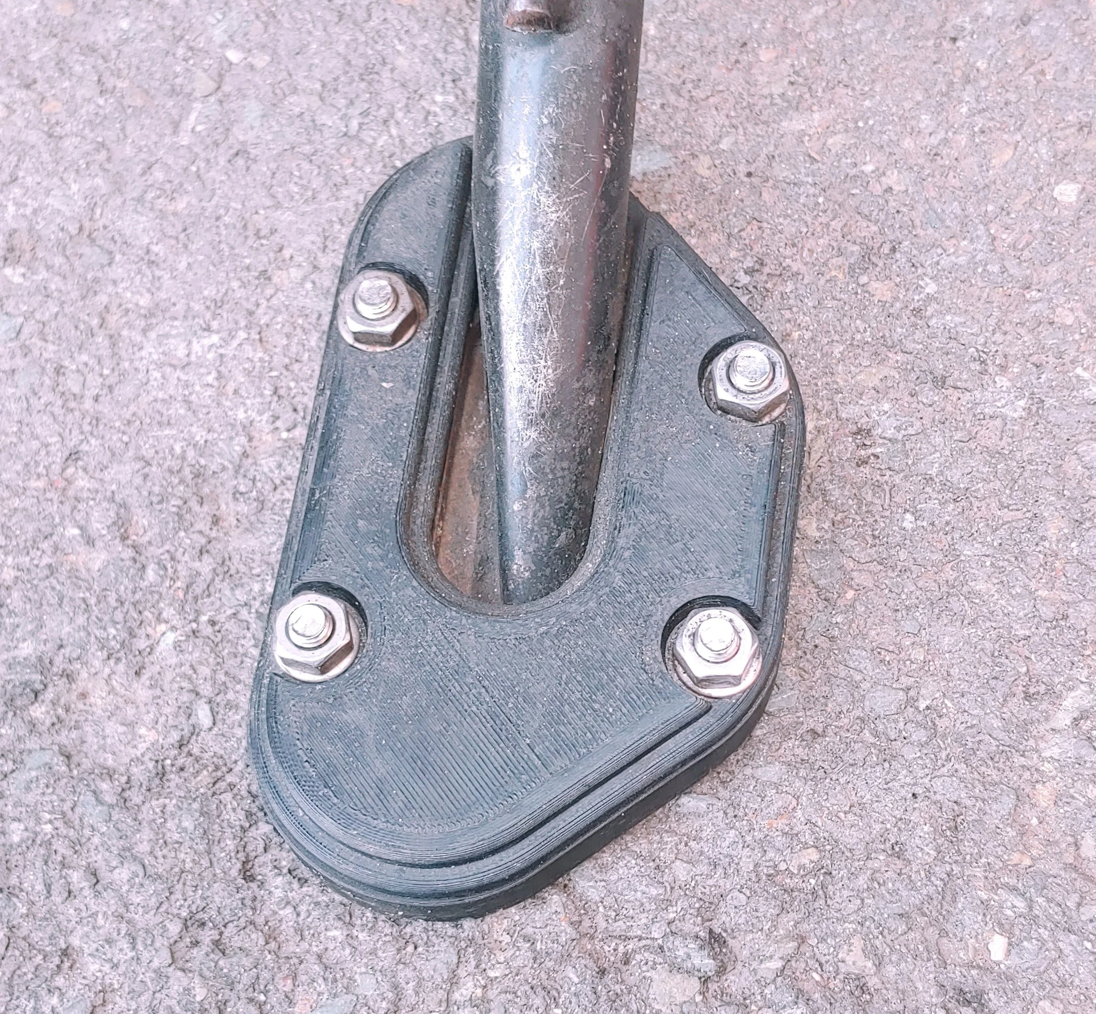 Suzuki SV650S stand plate