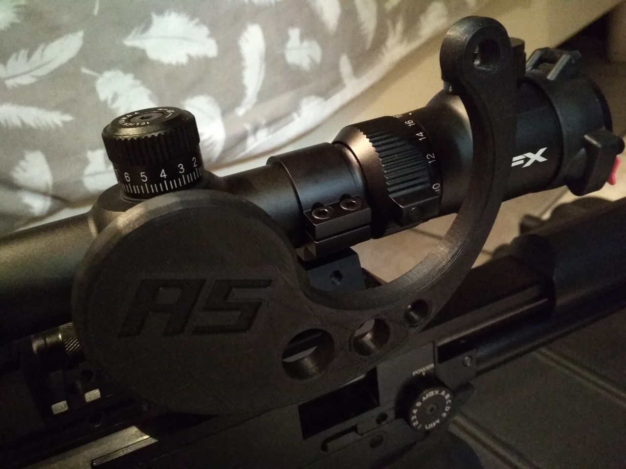 Parallax focus wheel for FX