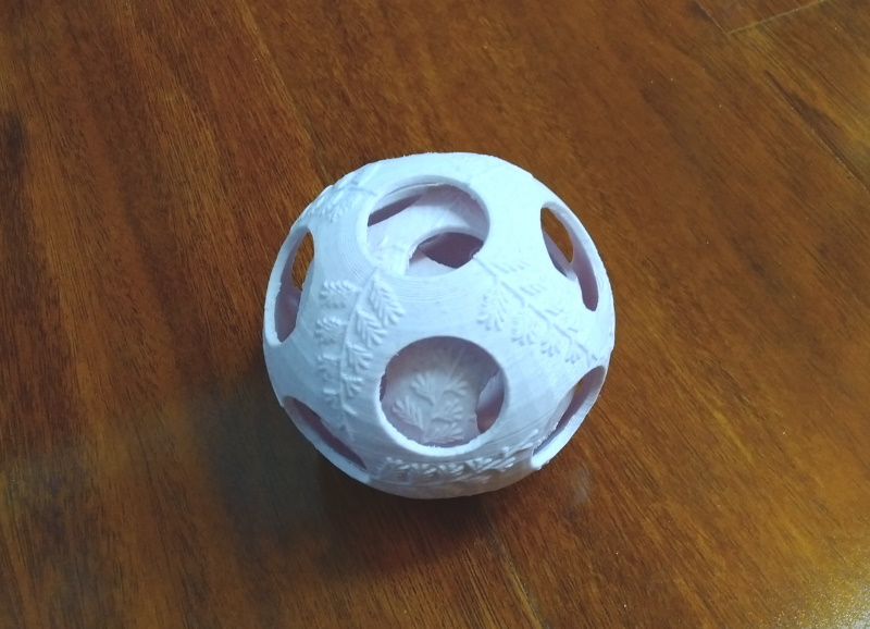 Fidget ball - fern leaf