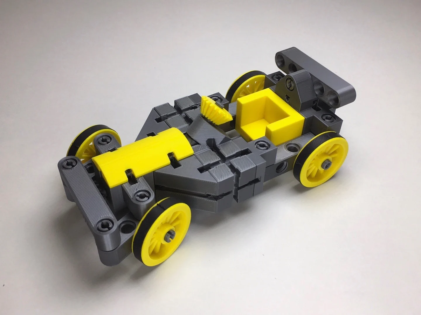 kbricks racing car