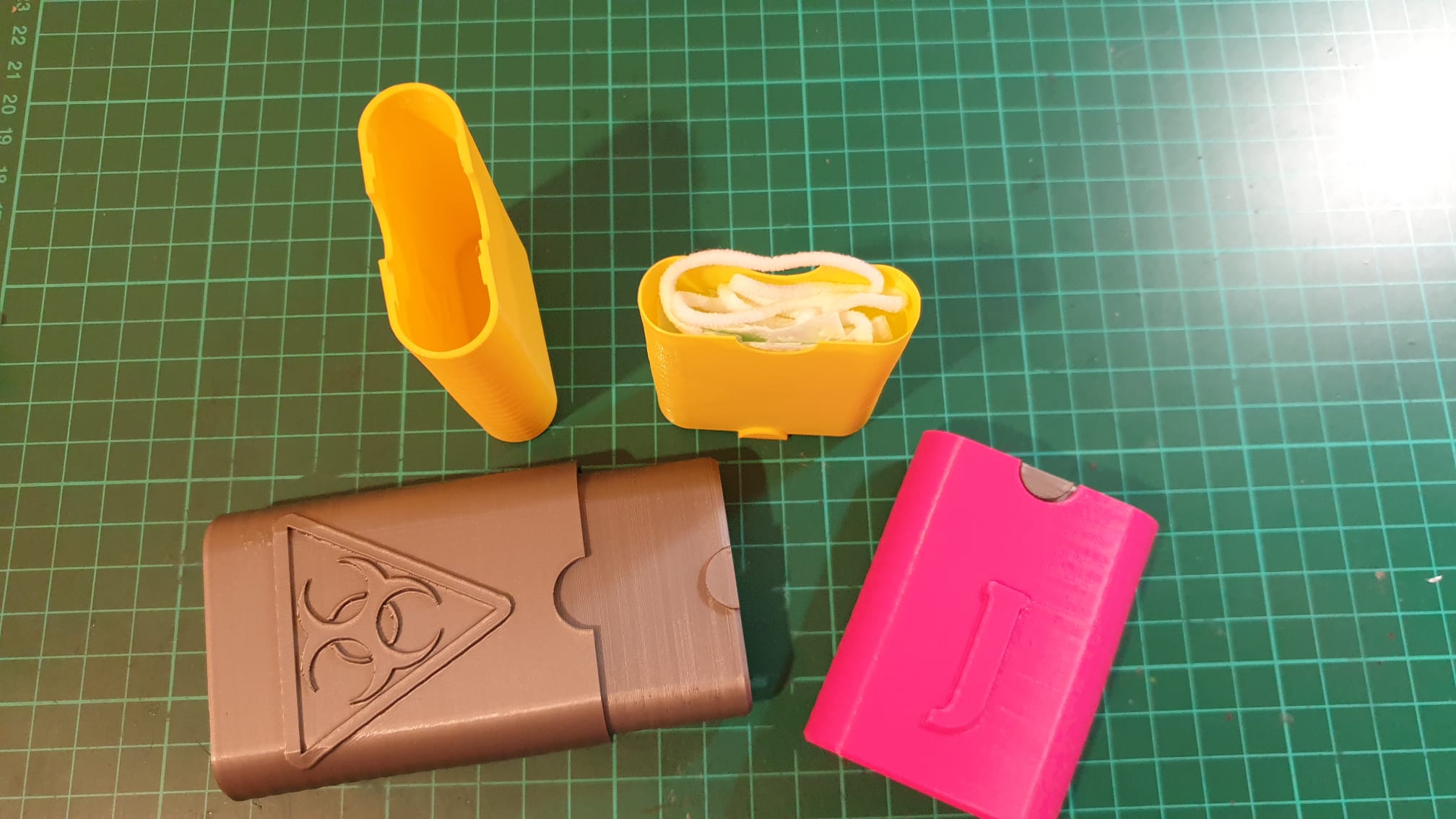 Caja para guardar mascarilla