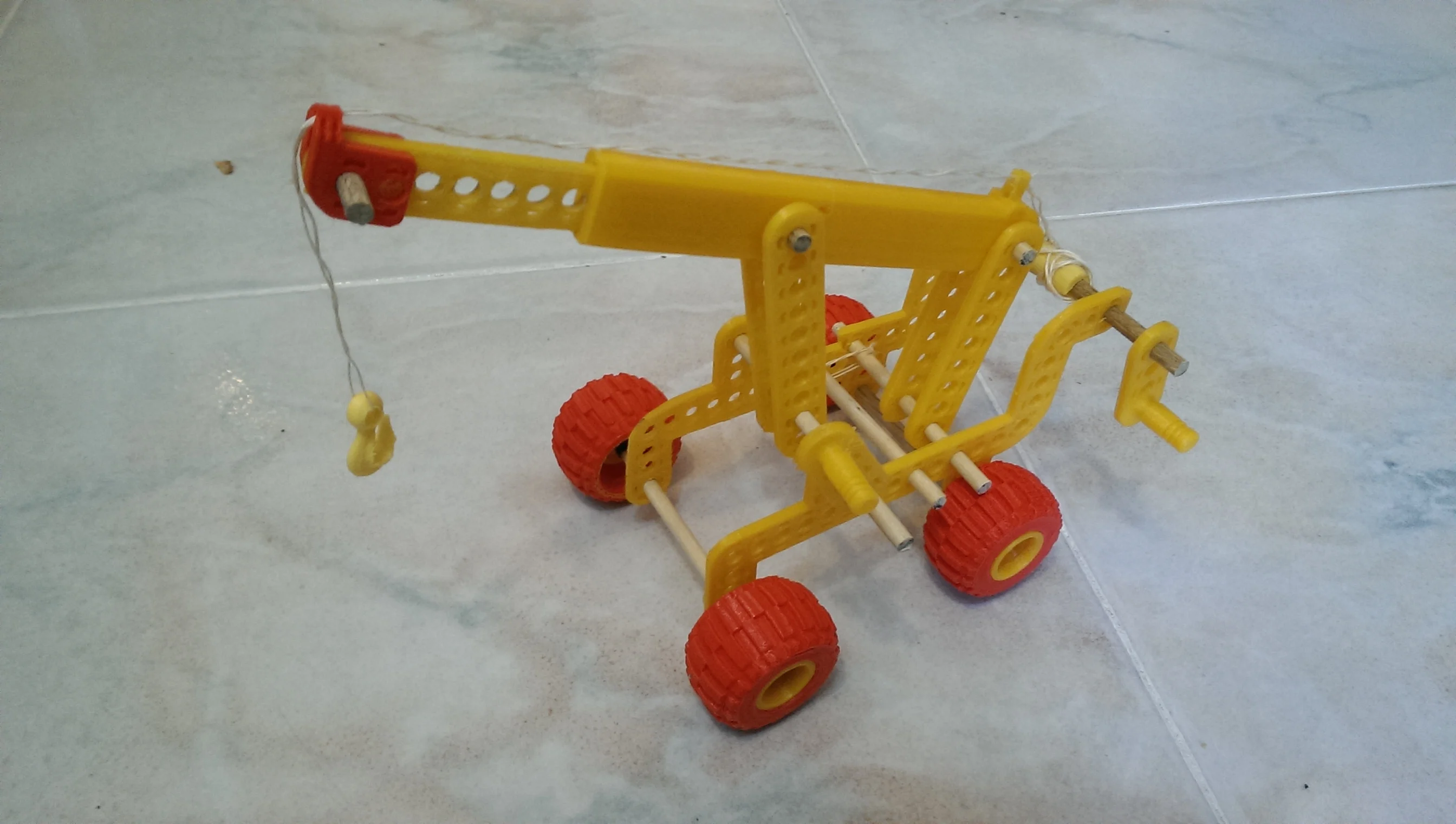 ThinkFun Working Machine (Lifter)
