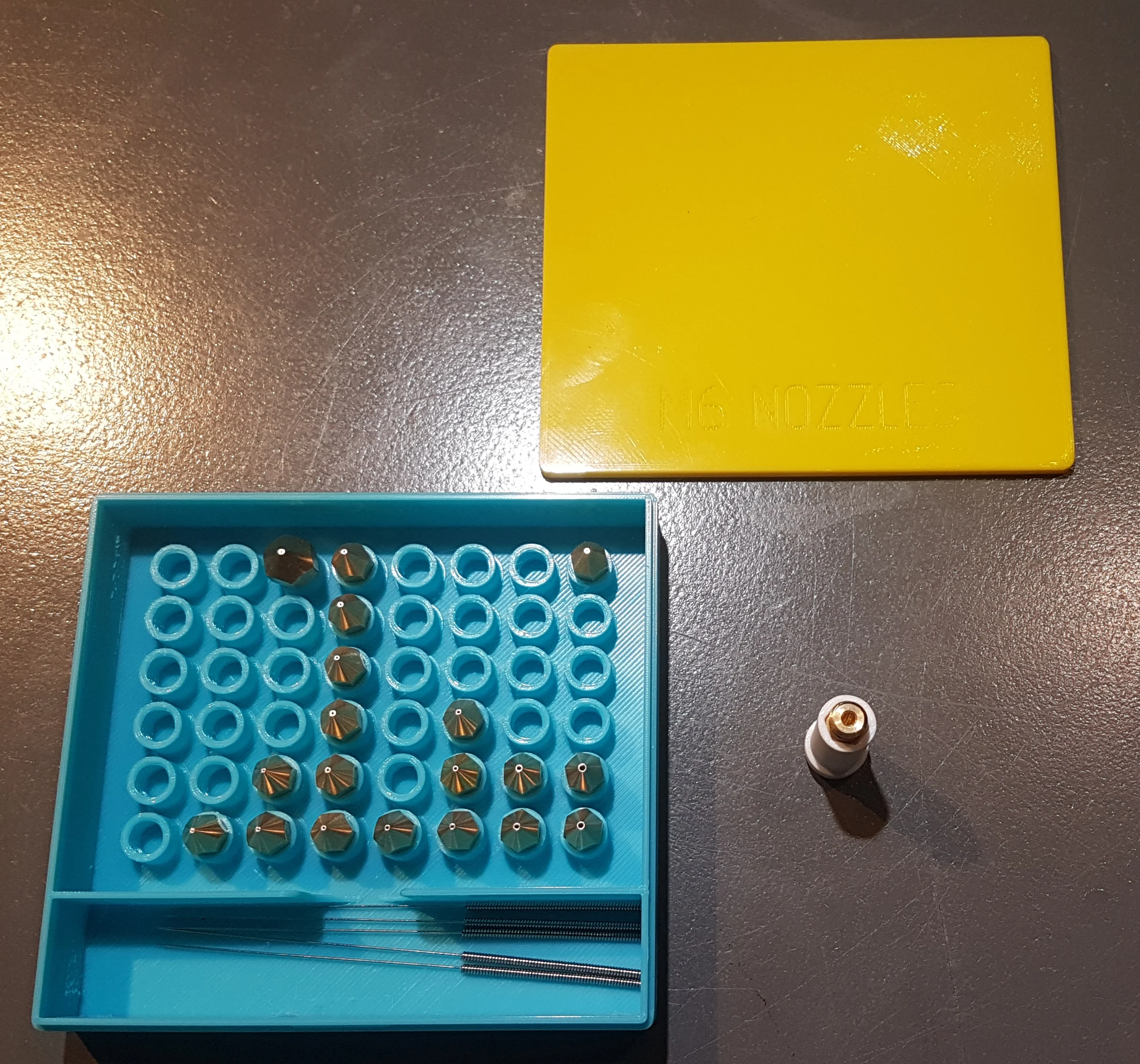 M6 Nozzles box (Boite de rangement de buses M6)