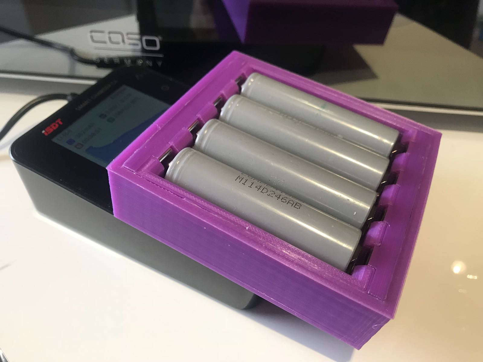 ISDT C4 4x 18650 Adapter