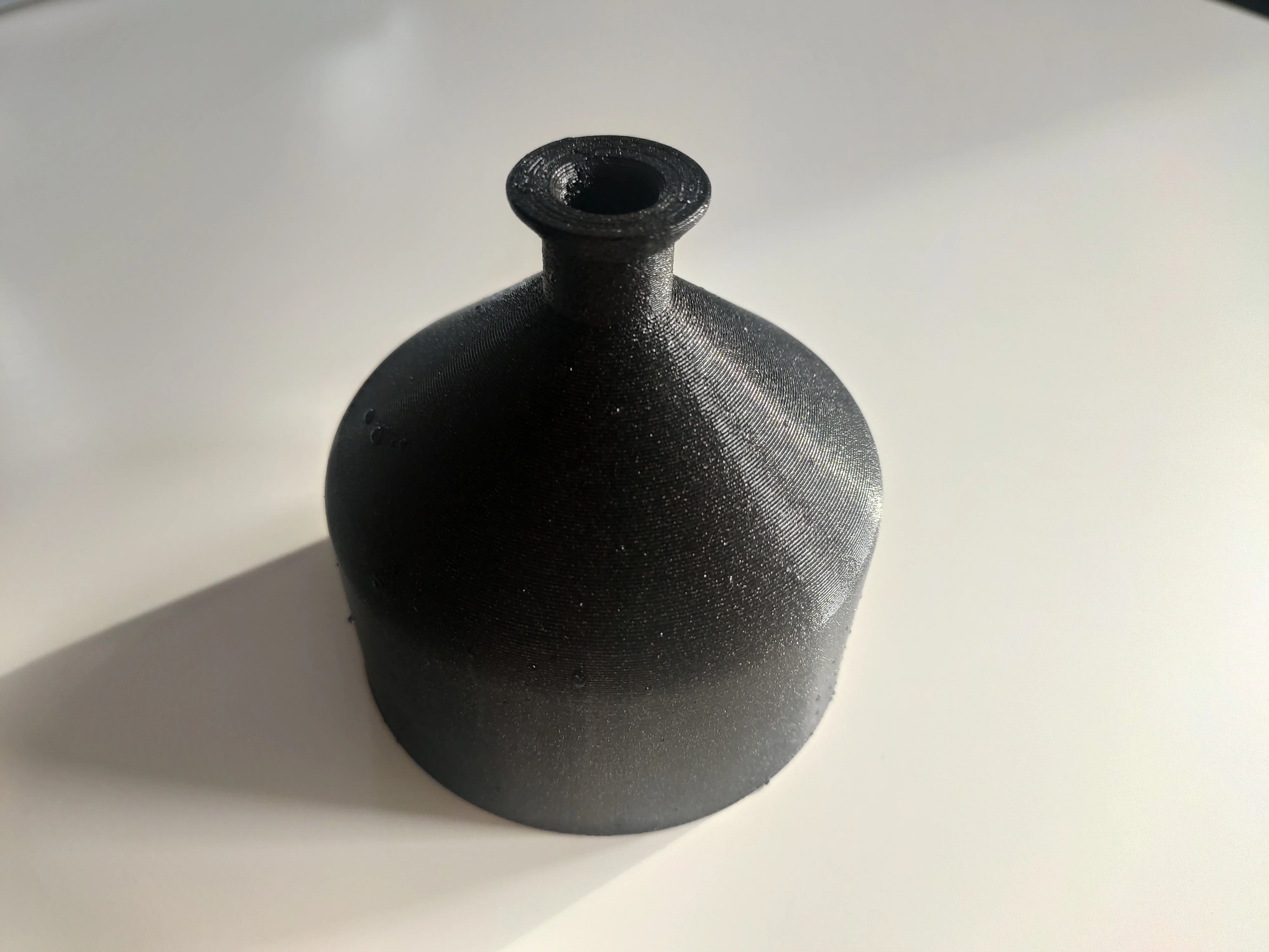 Thumb watering can