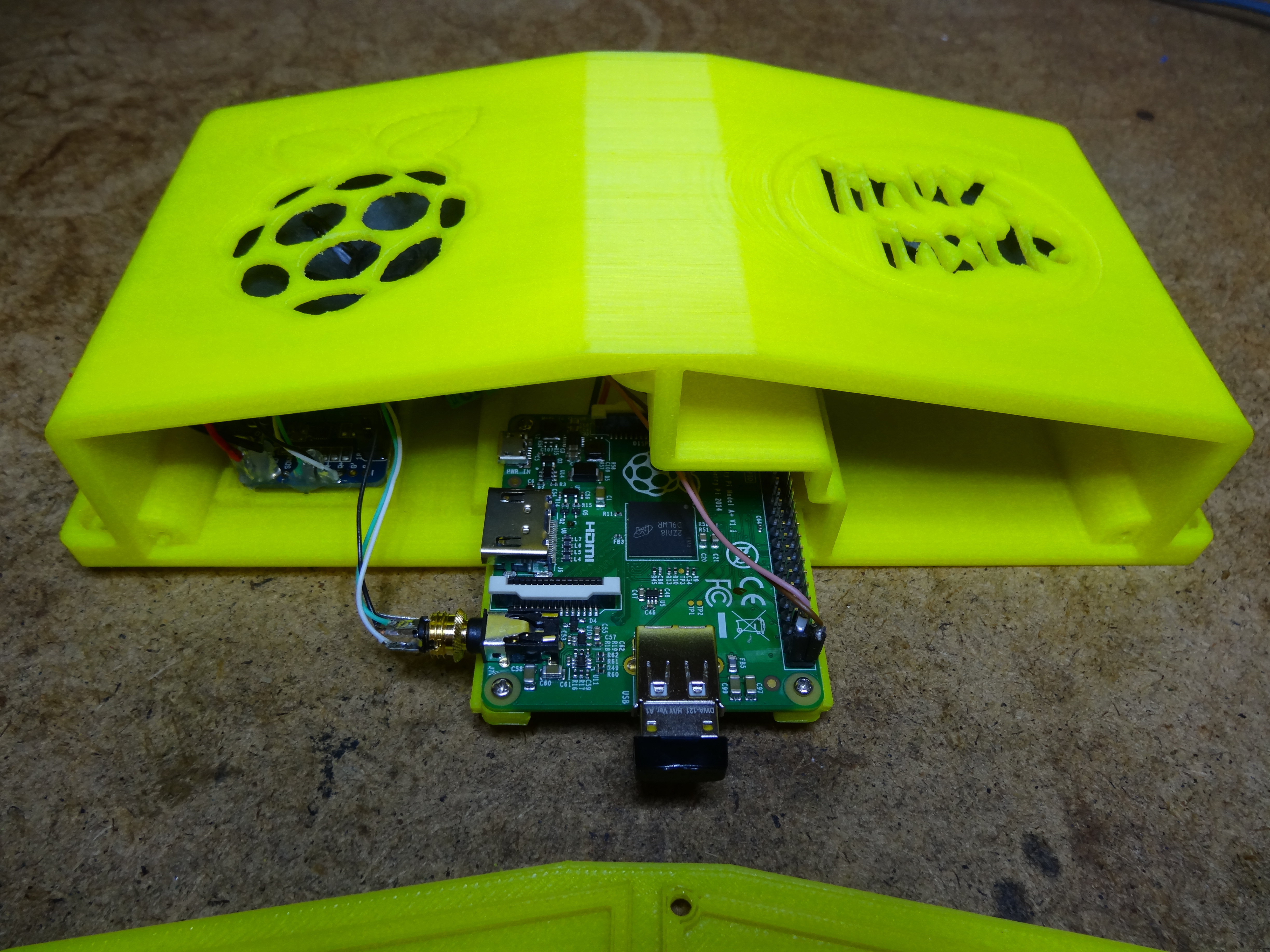 Linux Doorbell WiFi enabled (Raspberry Pi A+)