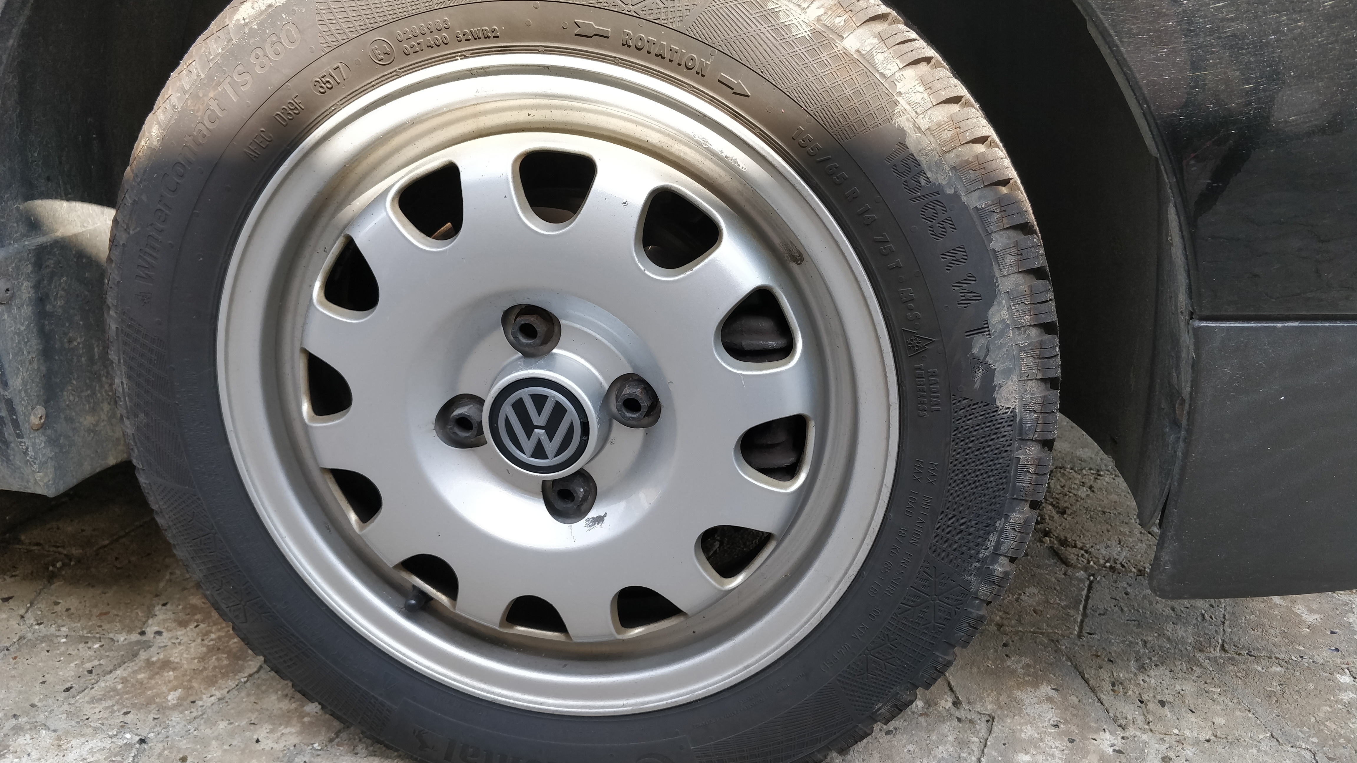 Lupo hubcap