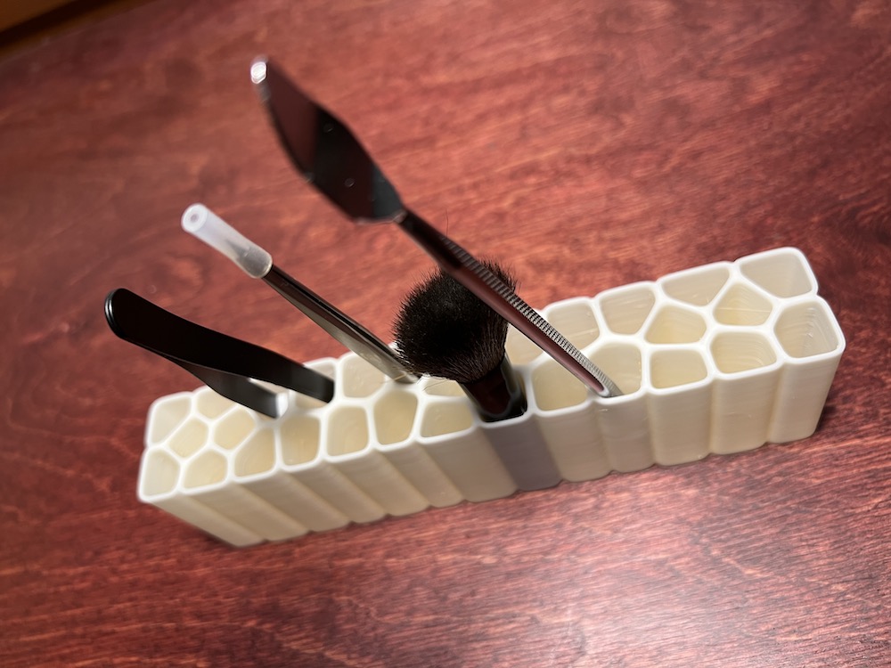 Voronoi Tool Holder 20x4 cm