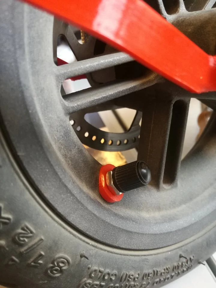 M365 rear tire valvestem cover