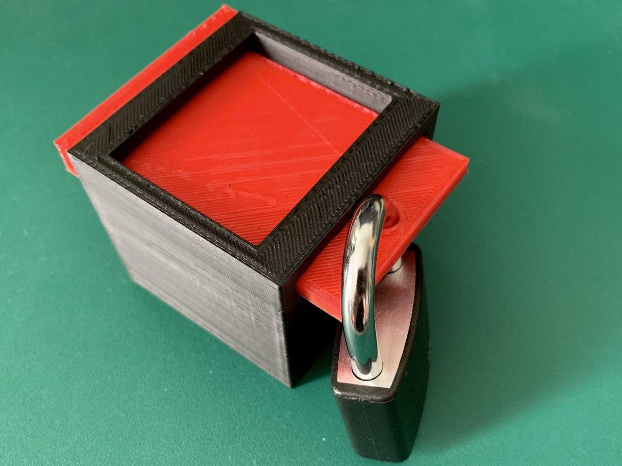 Lockbox for Padlock(s)