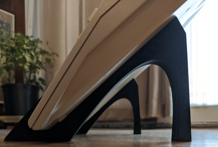 Commodore 128 Display Stand