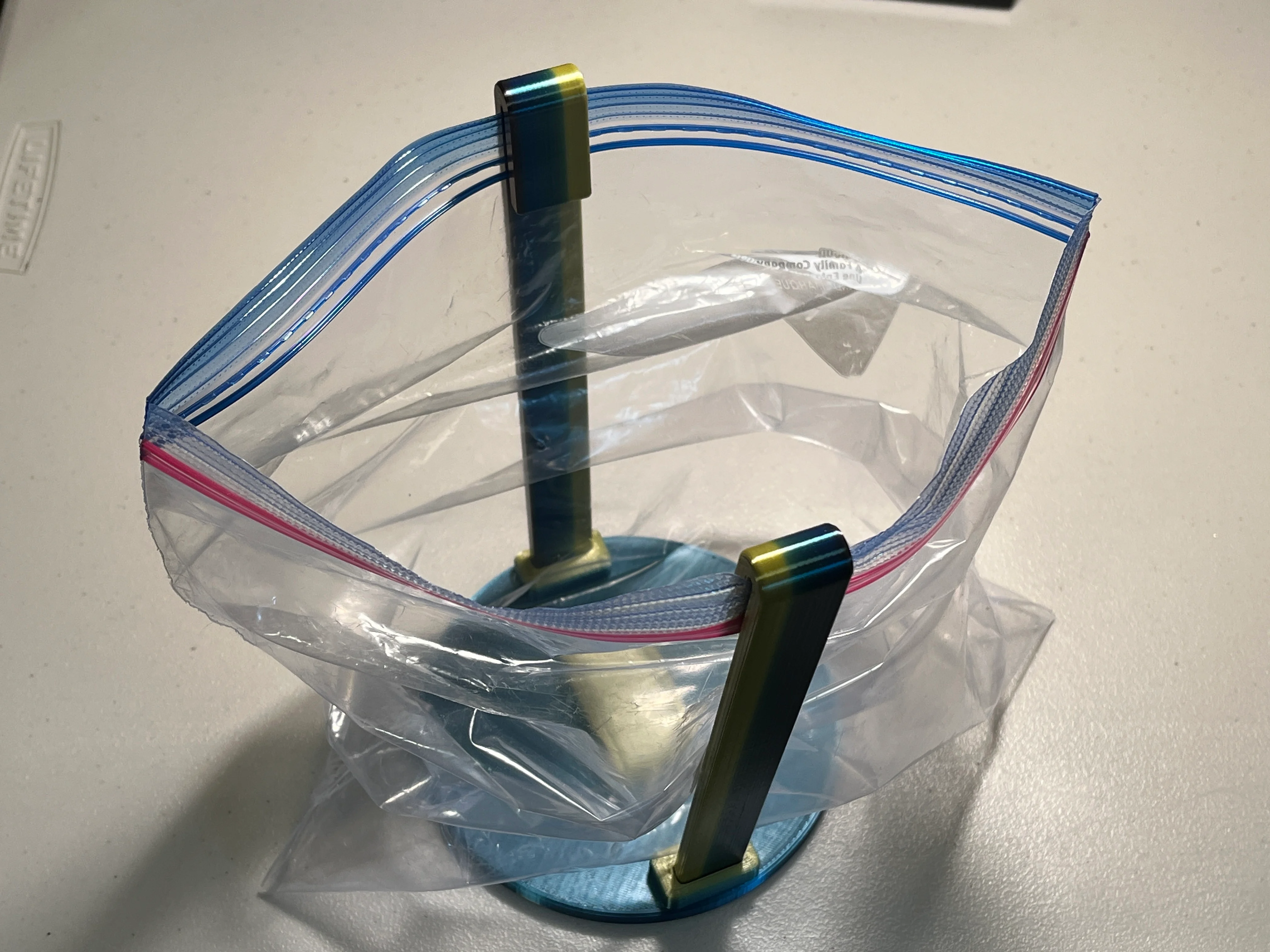 Gallon Ziploc Bag Holder / Opener