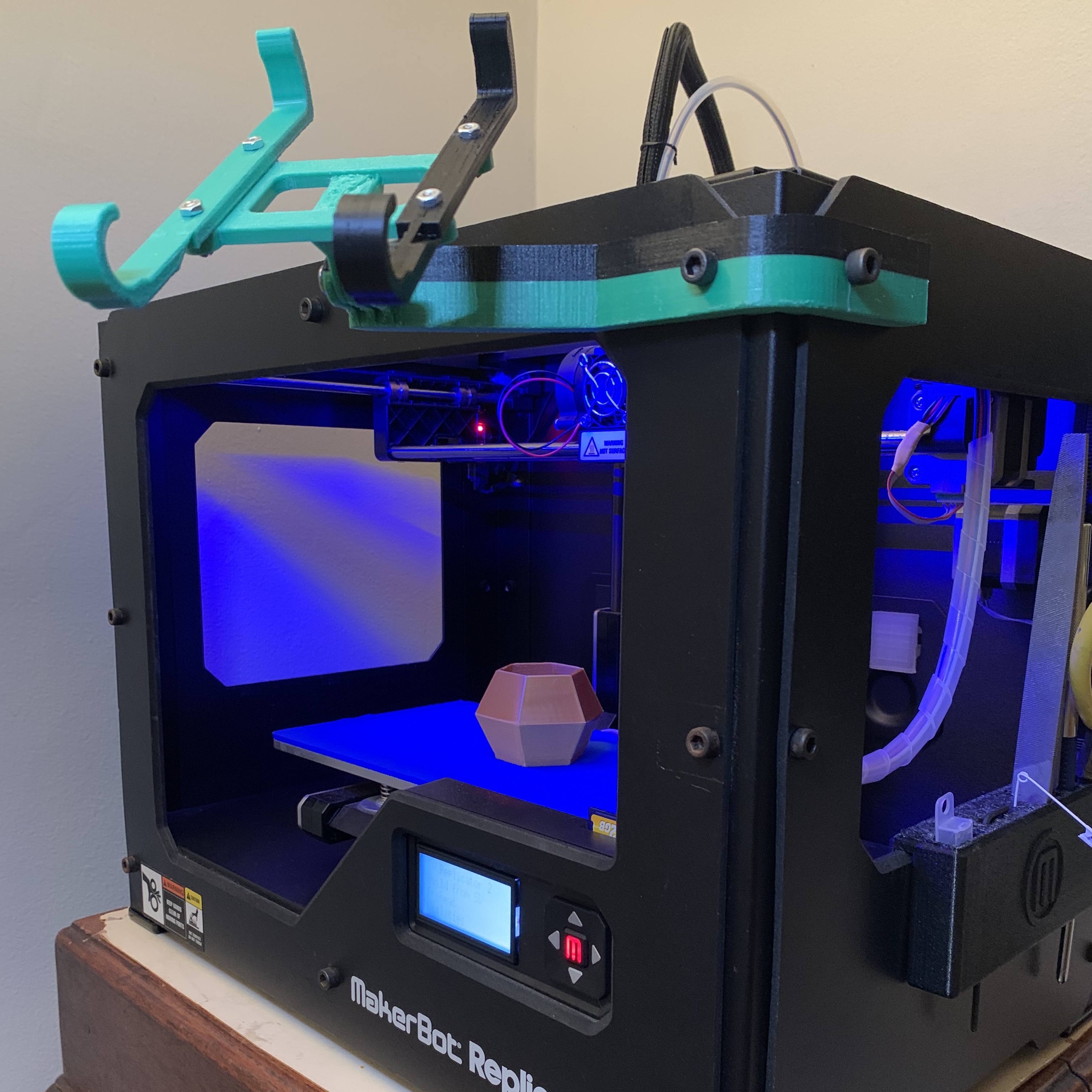 MakerBot Replicator 2 Tablet & GoPro Mount