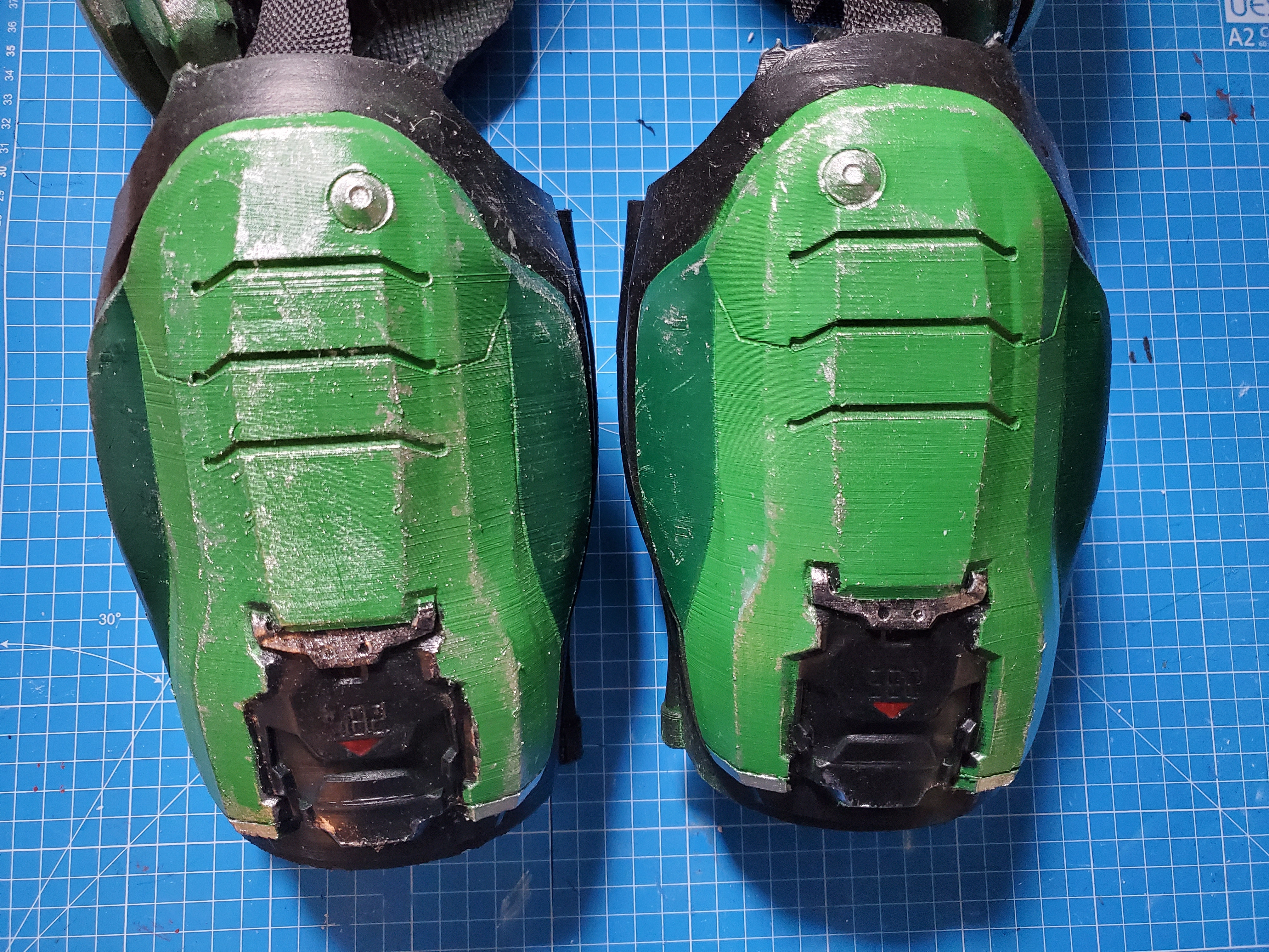 DOOM Slayer Gauntlet (Forearm)