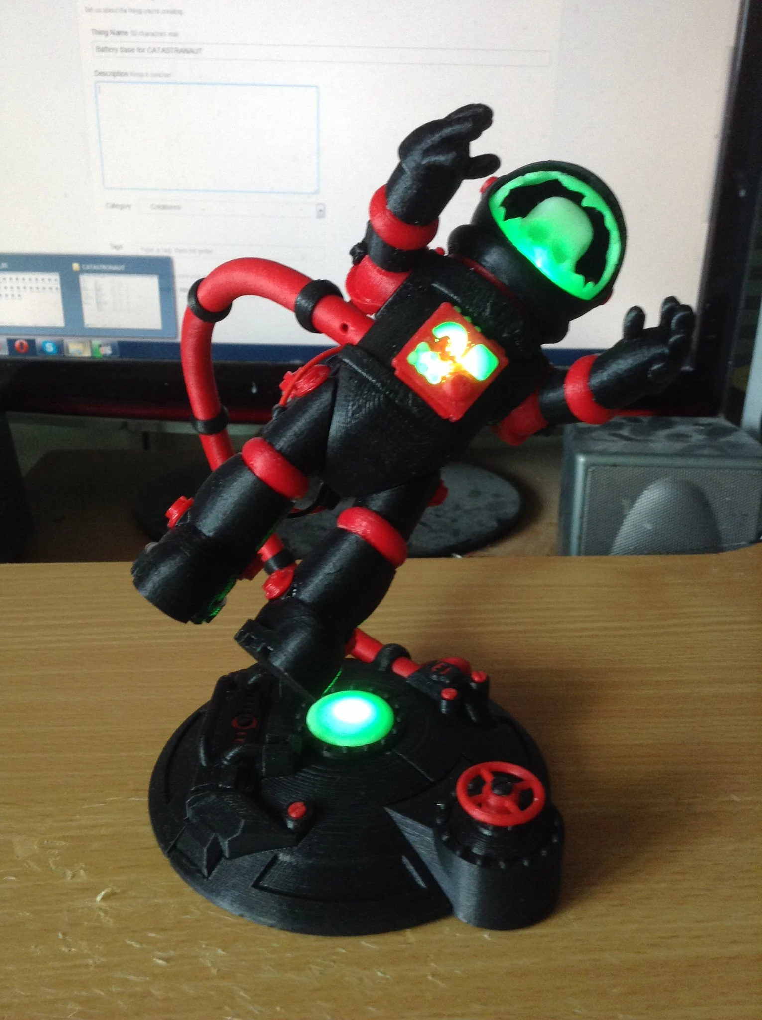 Battery base for CATASTRANAUT