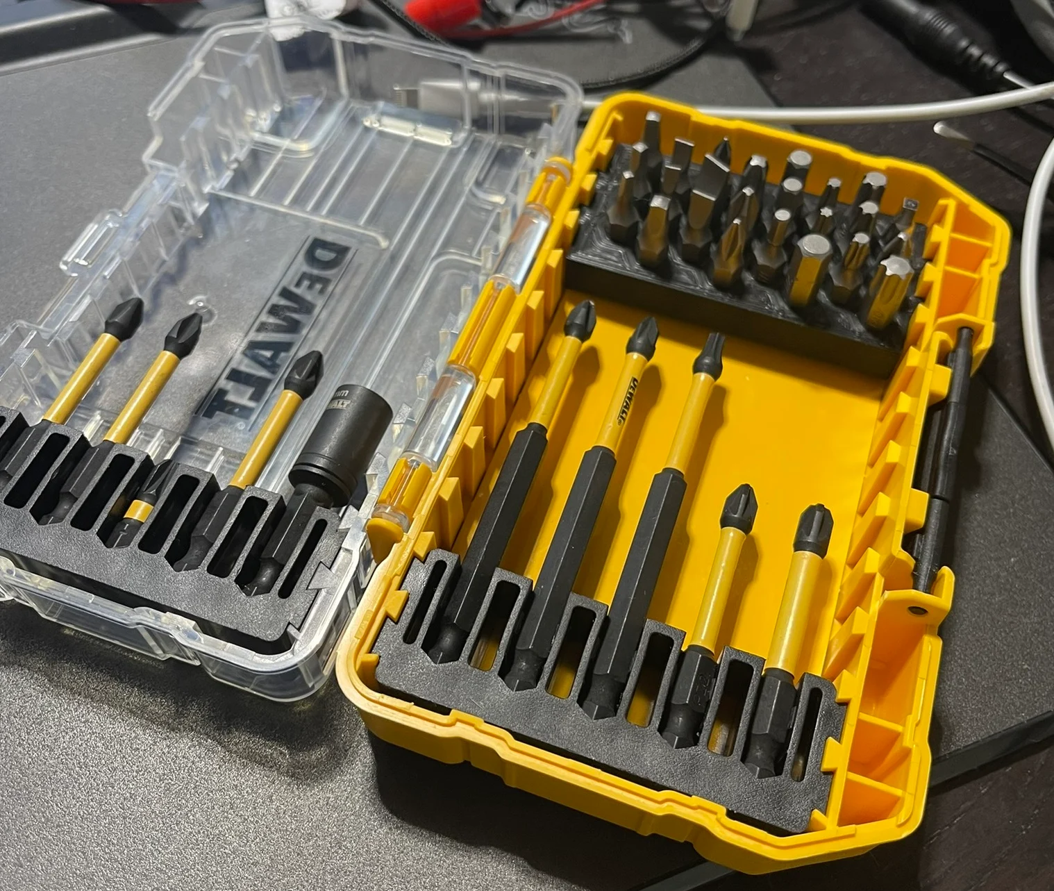 DeWALT compatible screwdriver bit insert