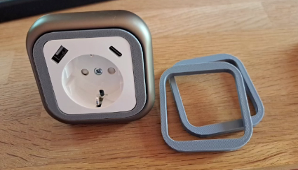 Adapter Busch-Jaeger Rahmen für Umrüstung auf USB-Steckdose