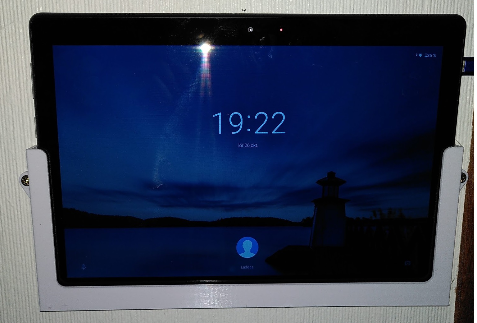 Lenovo tab M10 Wallmount