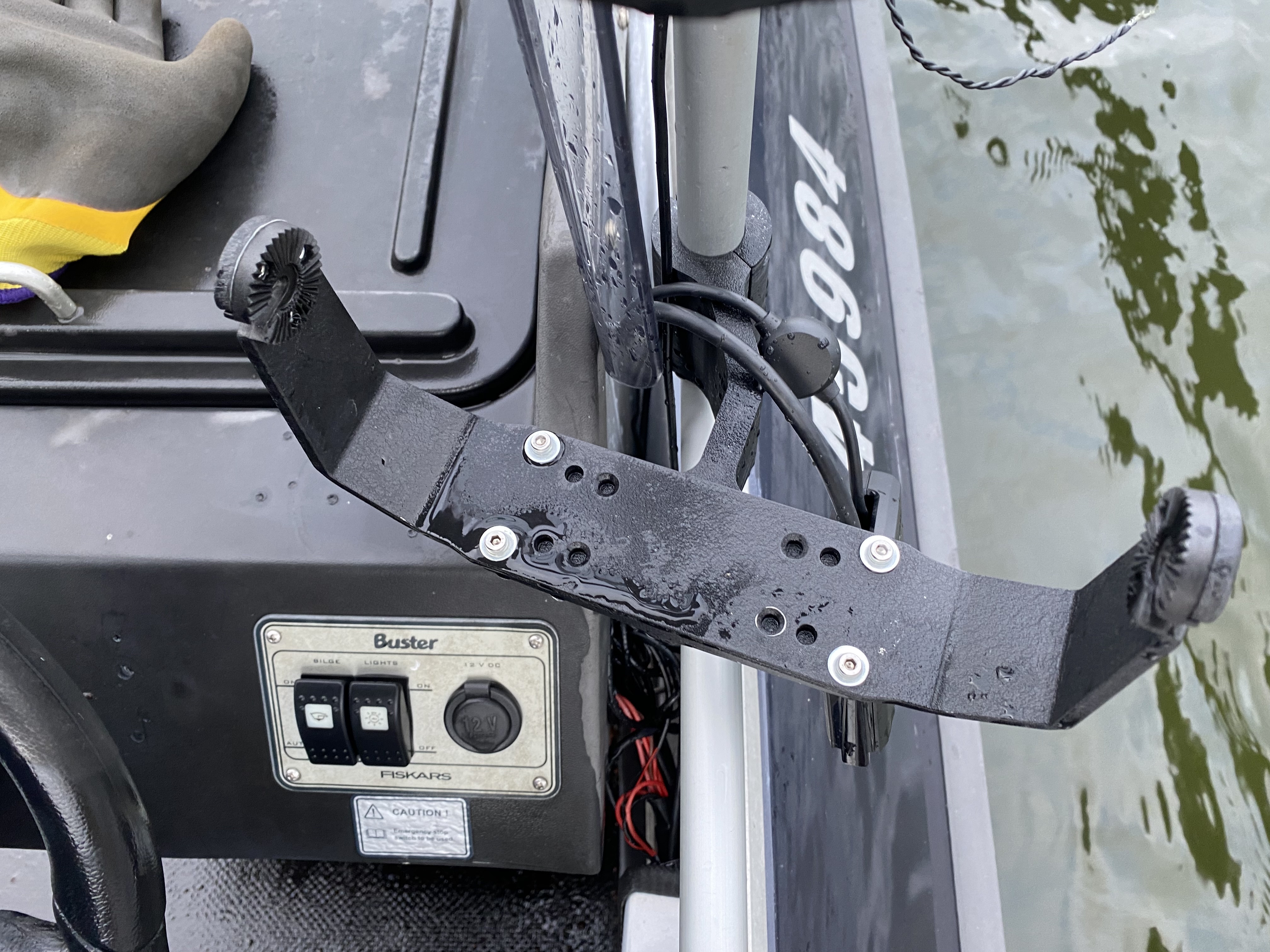 Humminbird Helix 9 rail mount bracket