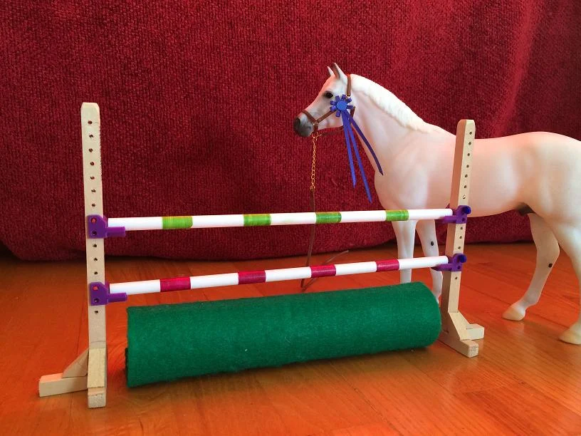 Horse Jump Cups 1:9 scale