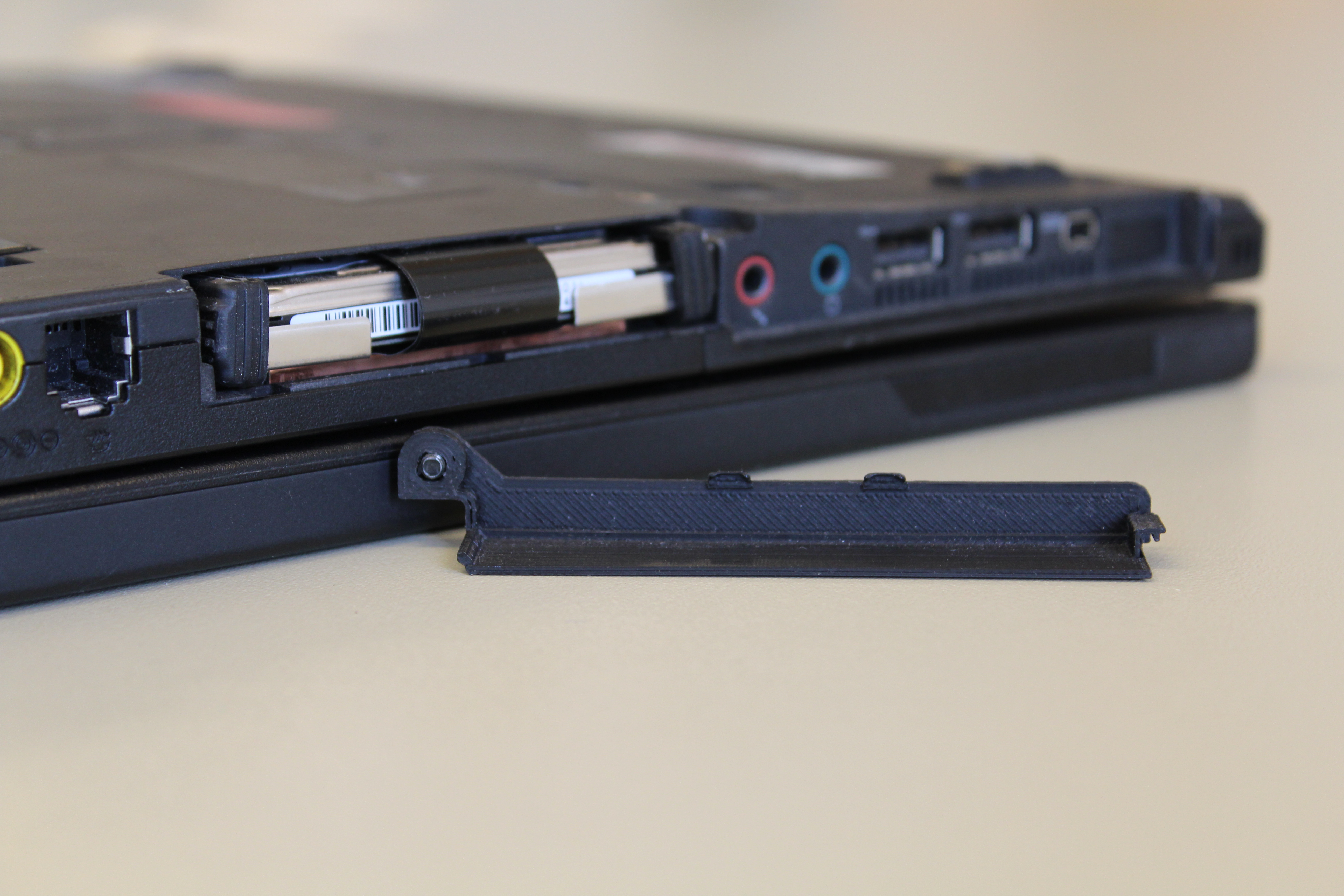 Lenovo Thinkpad X61 T compatible HDD Lid