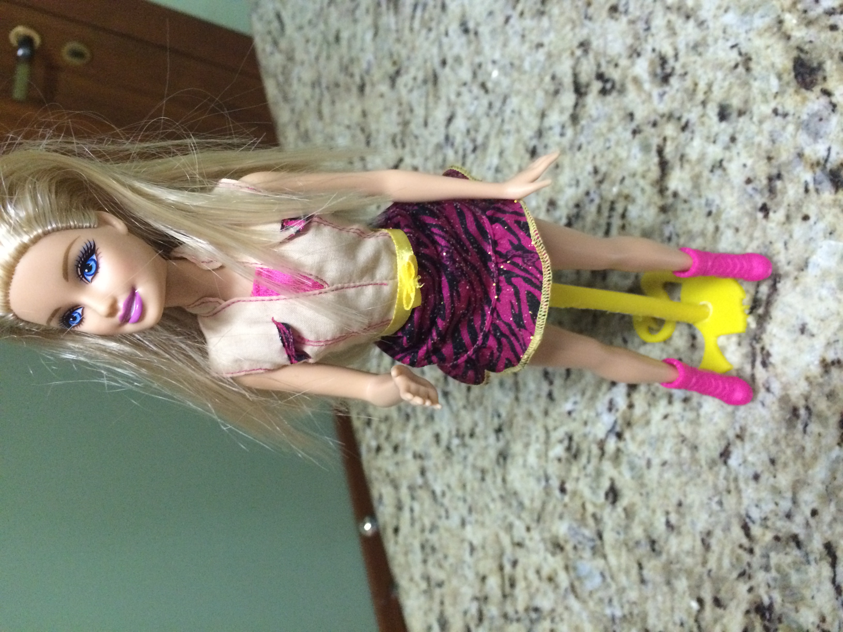 Suport for Barbie (Suporte para barbie)