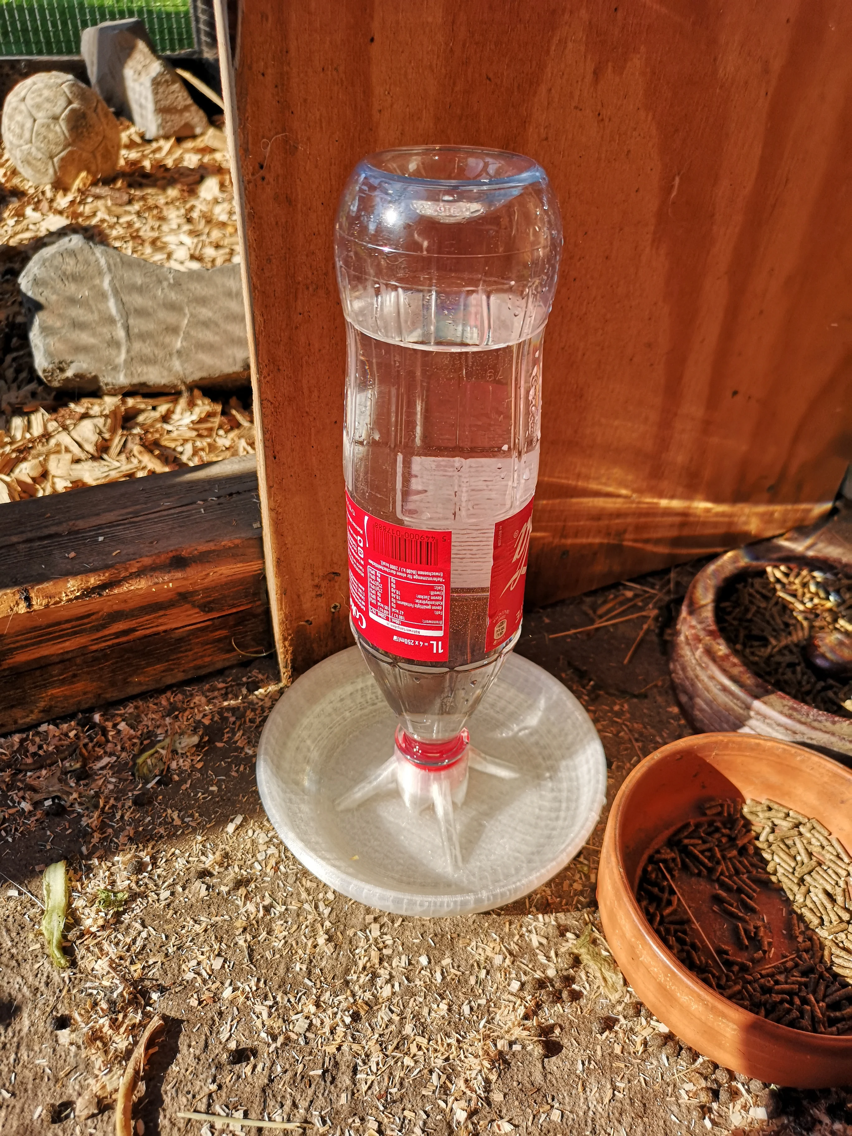Wasserspender, Tinkschale