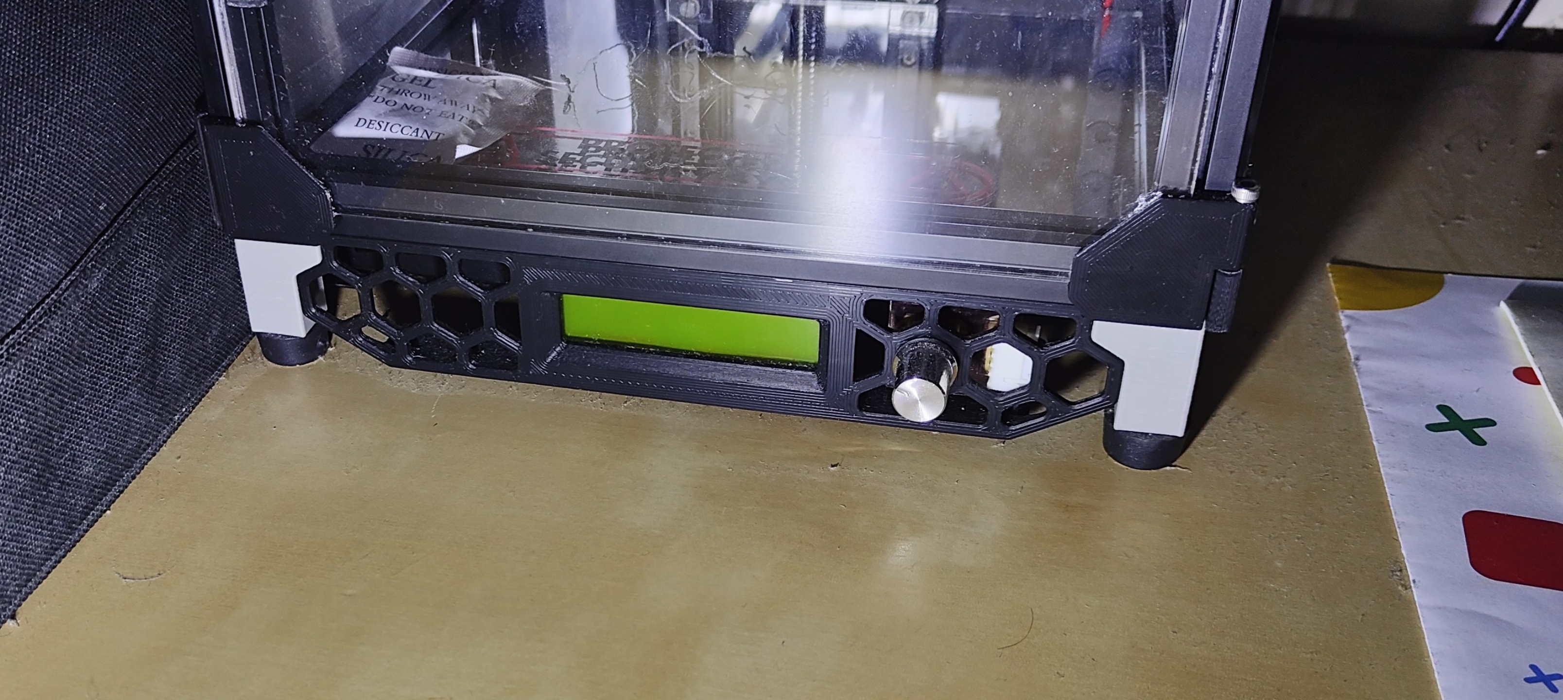 Voron 0 skirt with 1602 screen and encoder