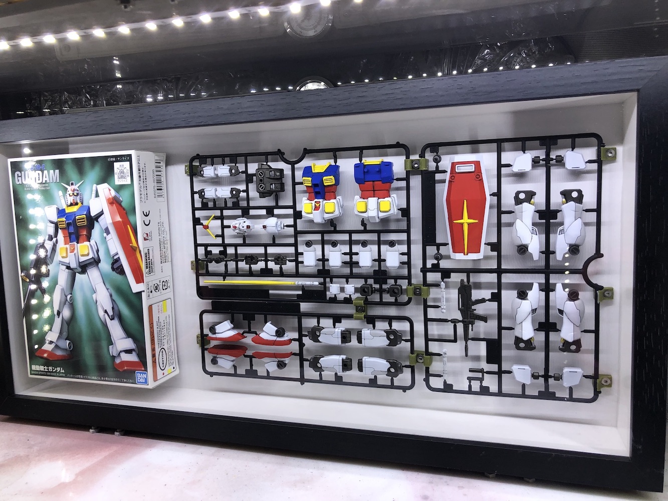 Plastic Model Frame Clips