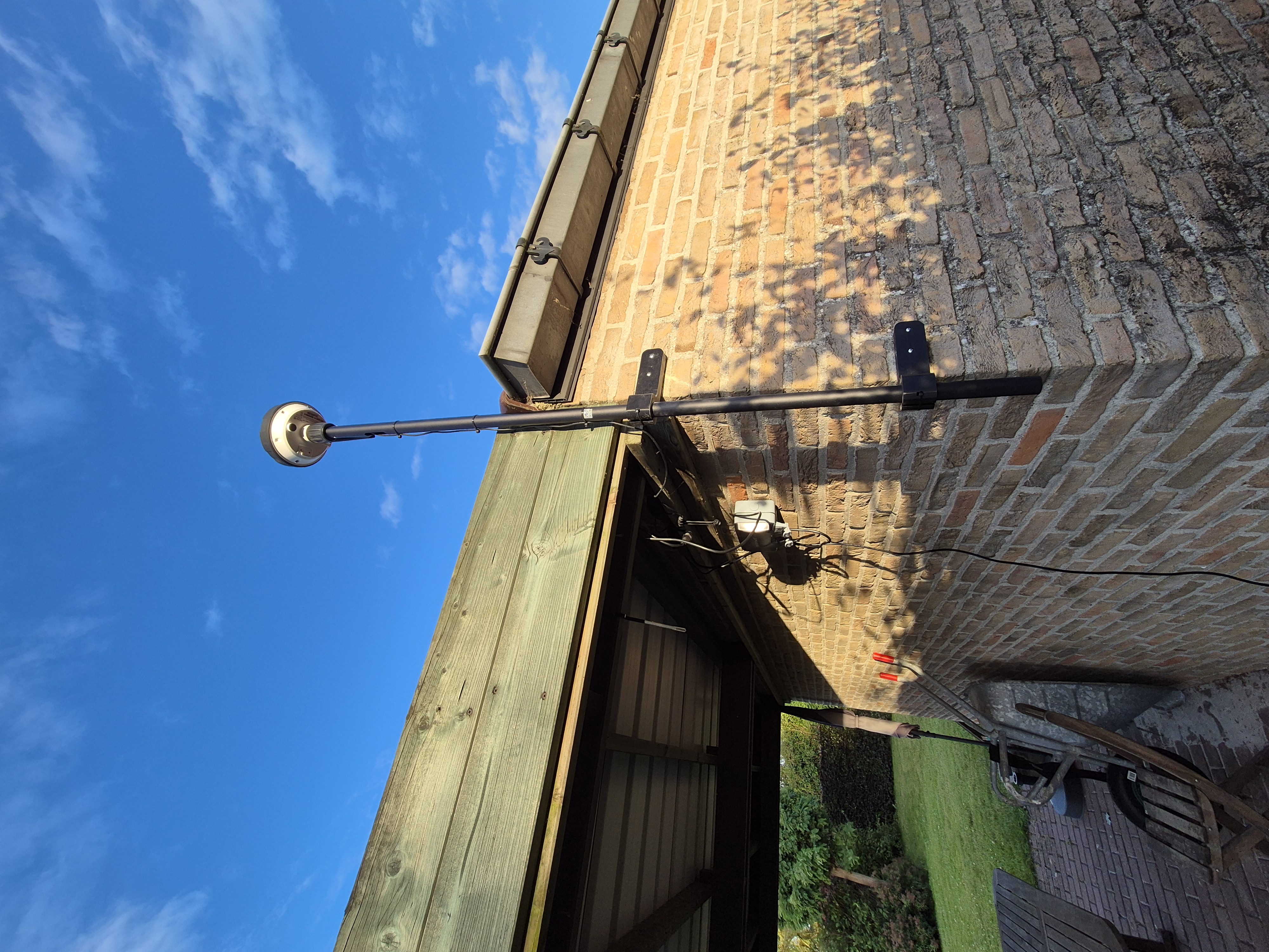 Mammotion Yuka RTK antenna mount