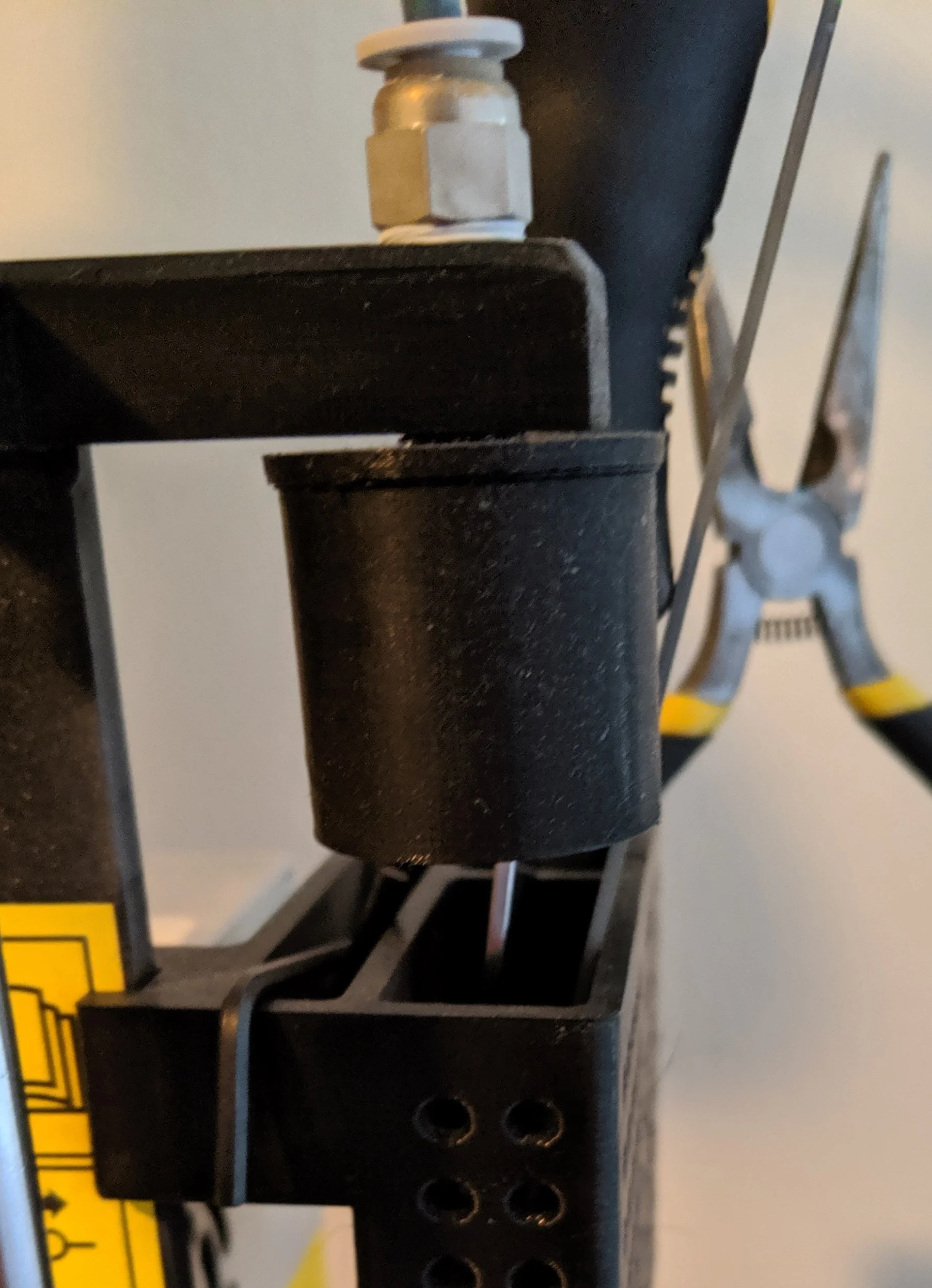 Threaded 1.75 mm Filament Filter for Prusa i3 Mk3 Z-Tops with Reverse Bowden Mount Option
