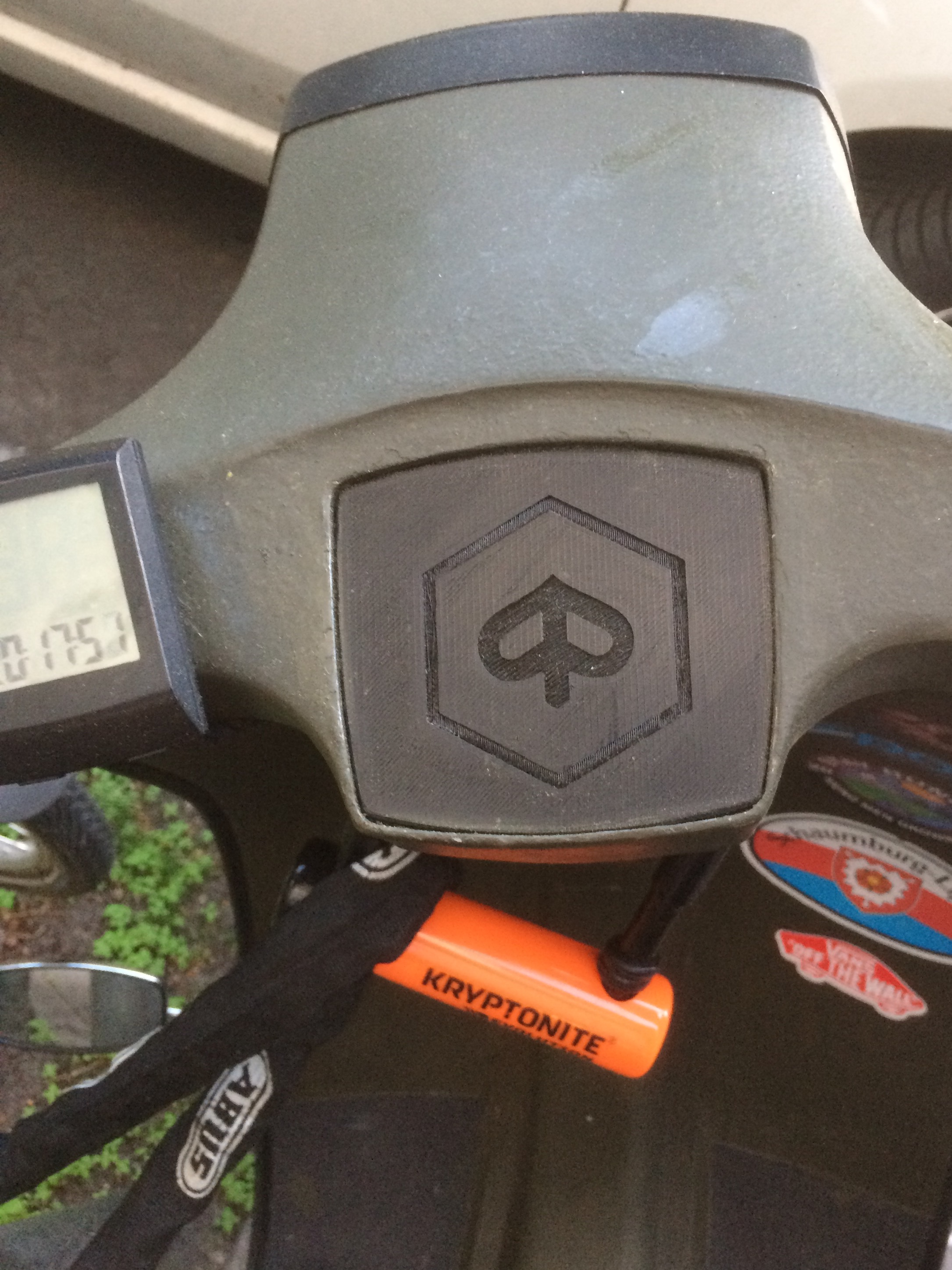 Vespa V50 Spezial Speedo Cover
