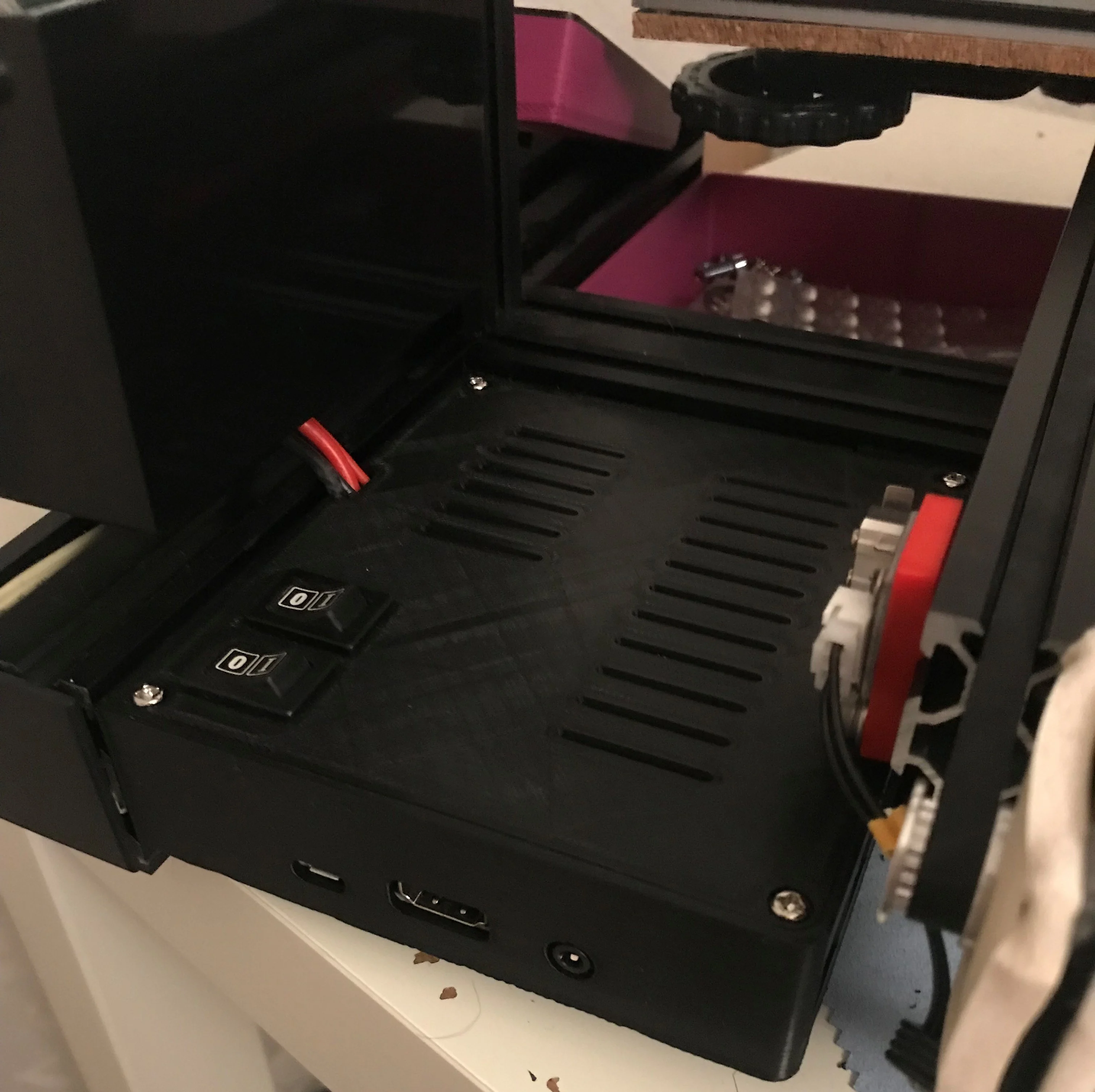 Rear Controlbox V2 for Ender 3 with Raspberry PI and Xl4015/  LM2596S DC/DC Converter