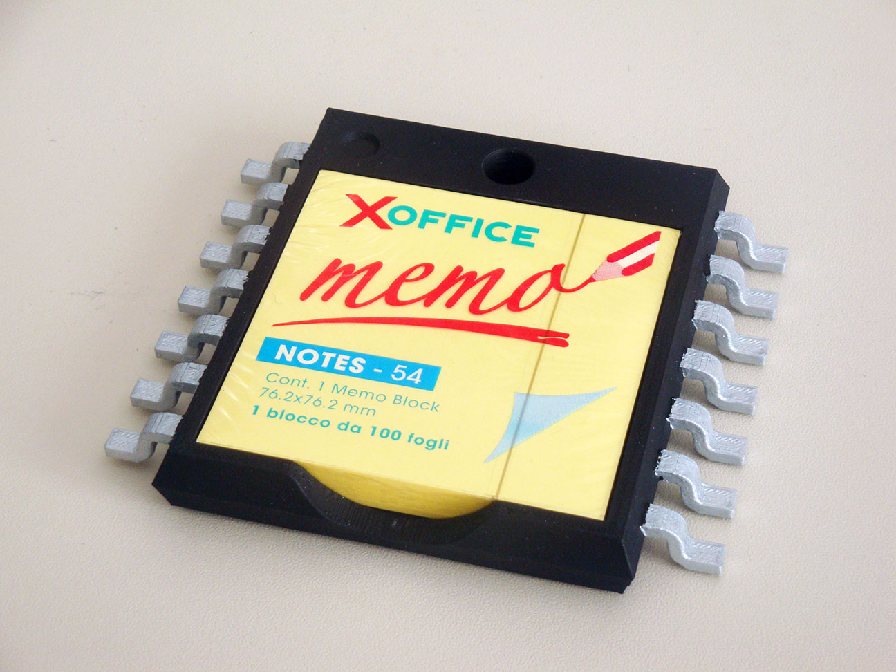 Post-It Holder Chip