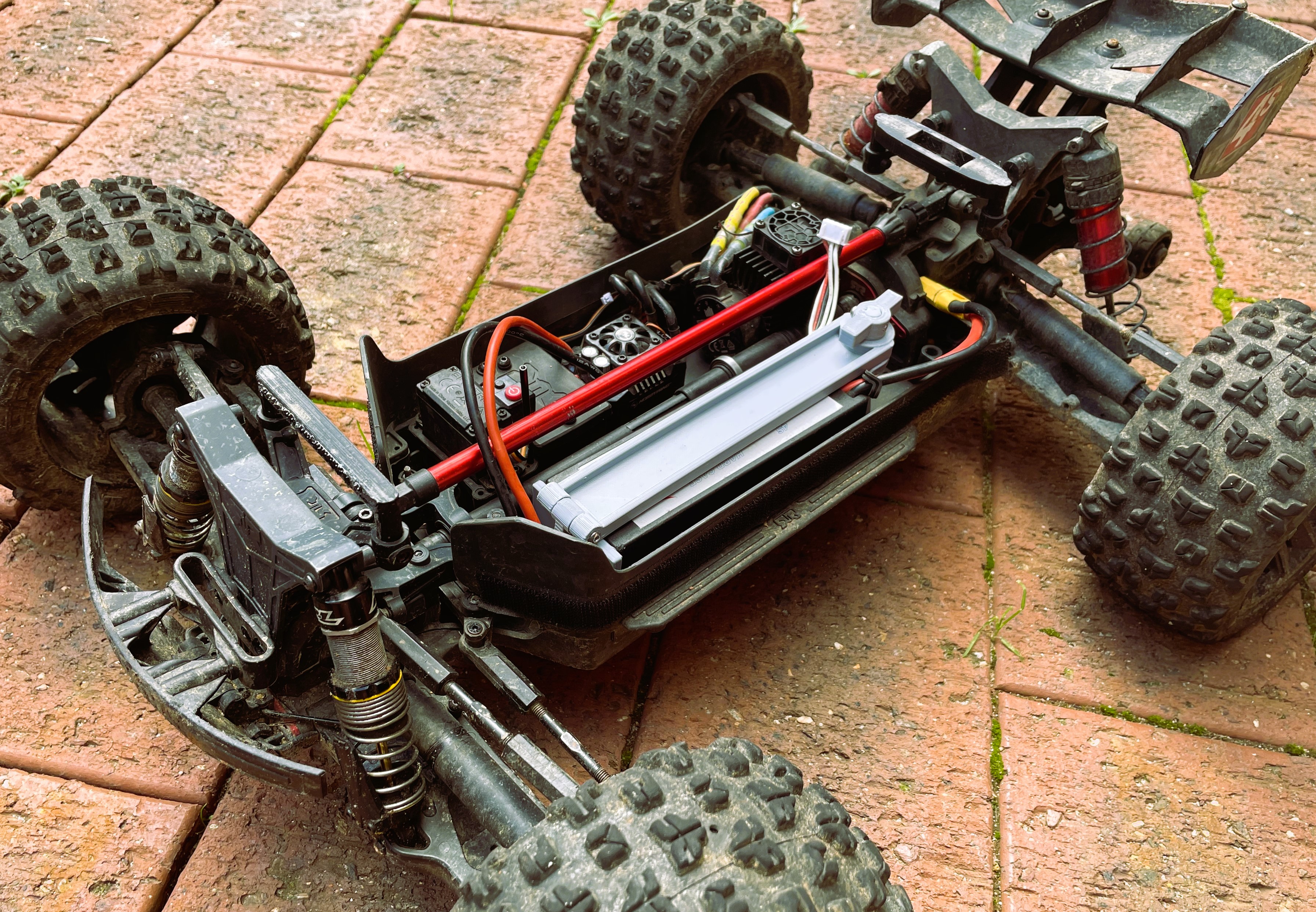 4S Battery Easy IN/OUT System For Kraton 4S