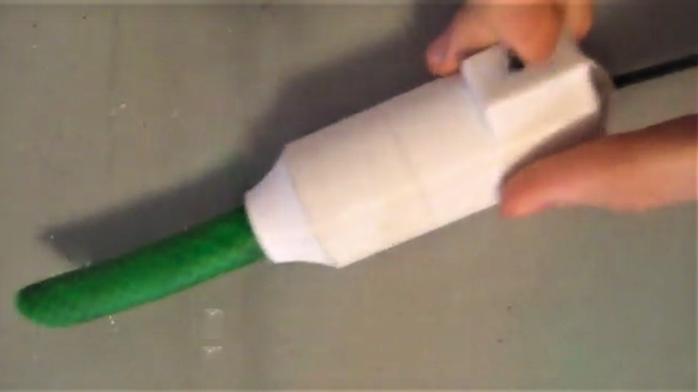 Mini USB Vacuum Cleaner useful for 3D Printer cleanup and cars