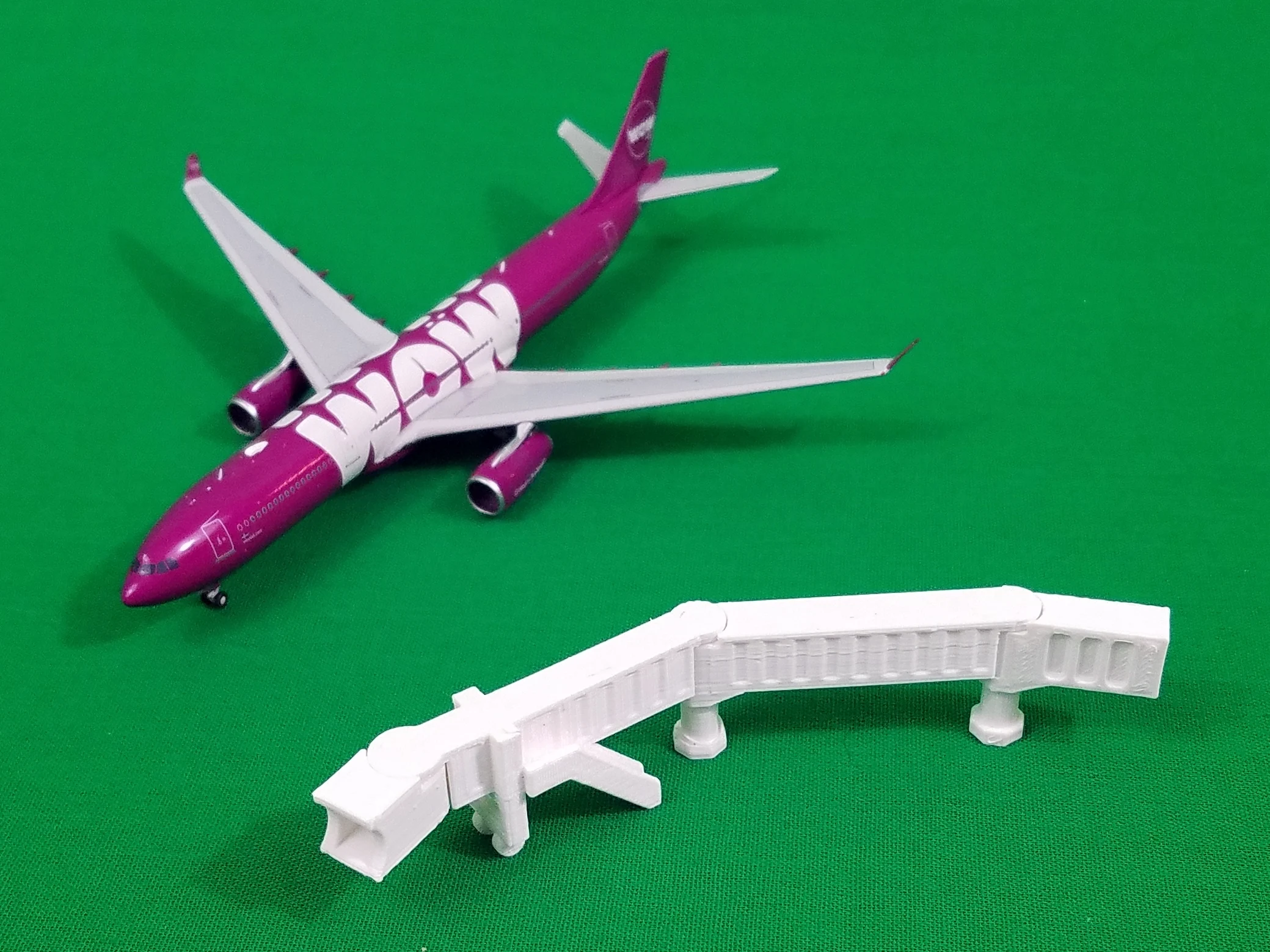 Jet Bridge 1:400 Scale