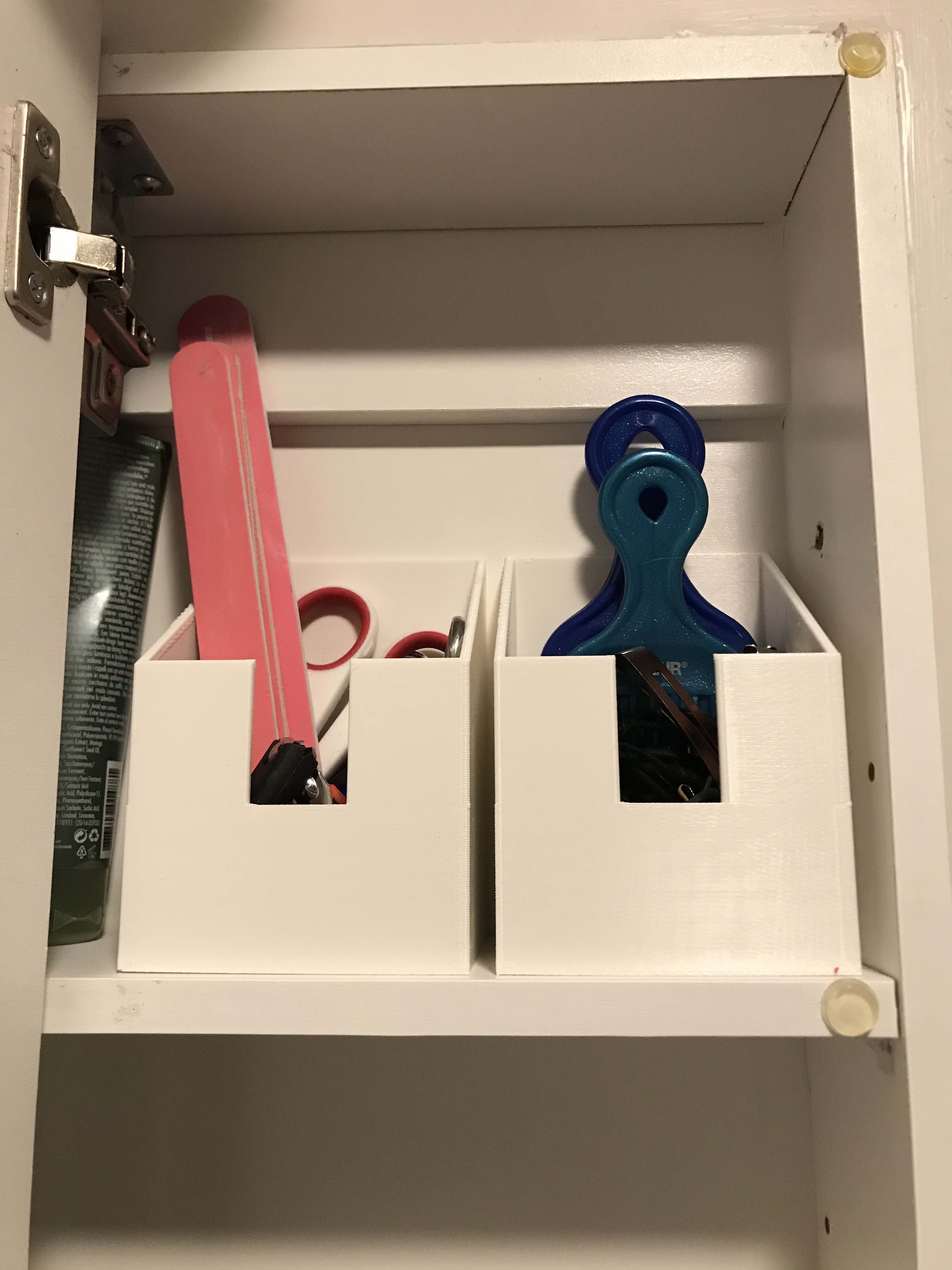 bathroom mirror cabinet container