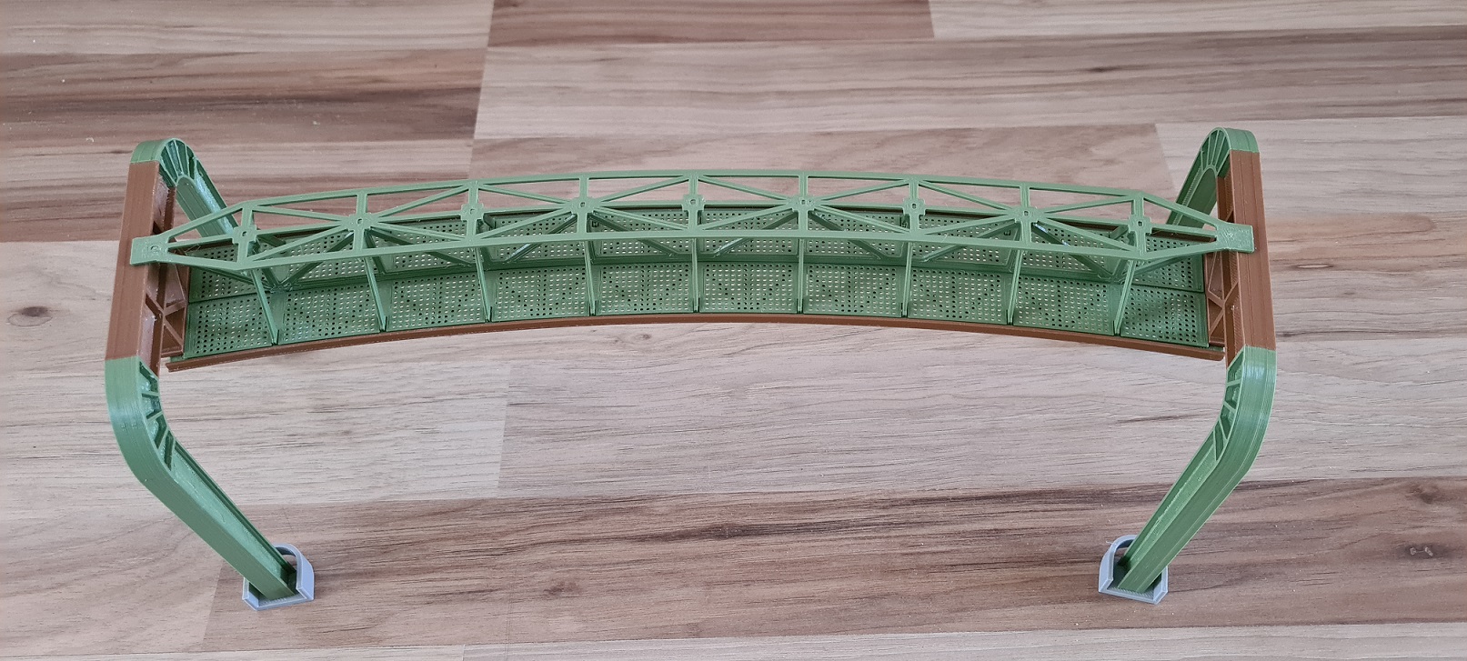 Wuppertaler Schwebebahn Gerüst gebogen H0 1:87 / Monorail scaffolding curved