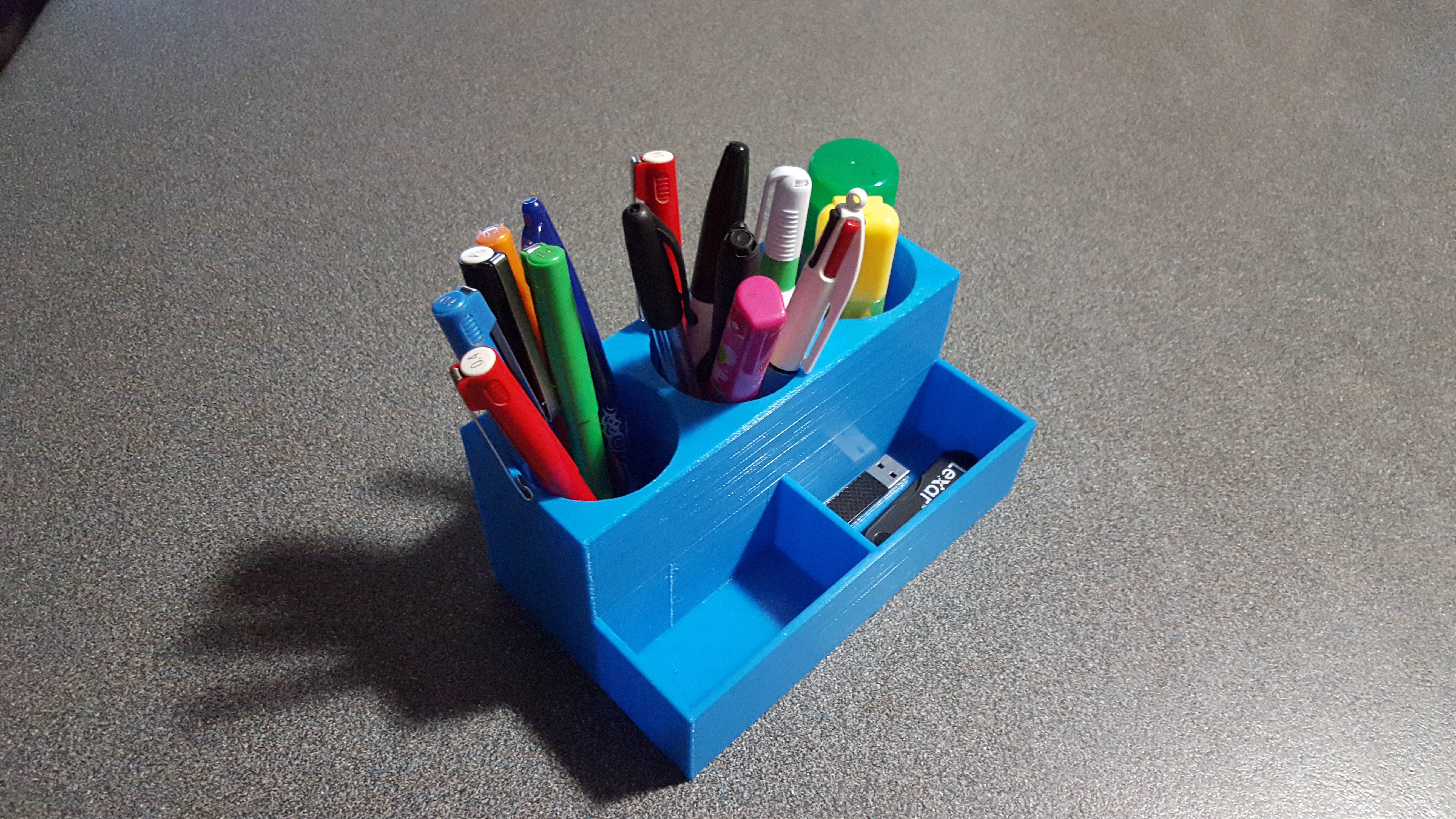 YASH (Yet Another Stationery Holder)